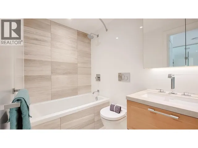 301 - 7128 ADERA STREET, Vancouver 5