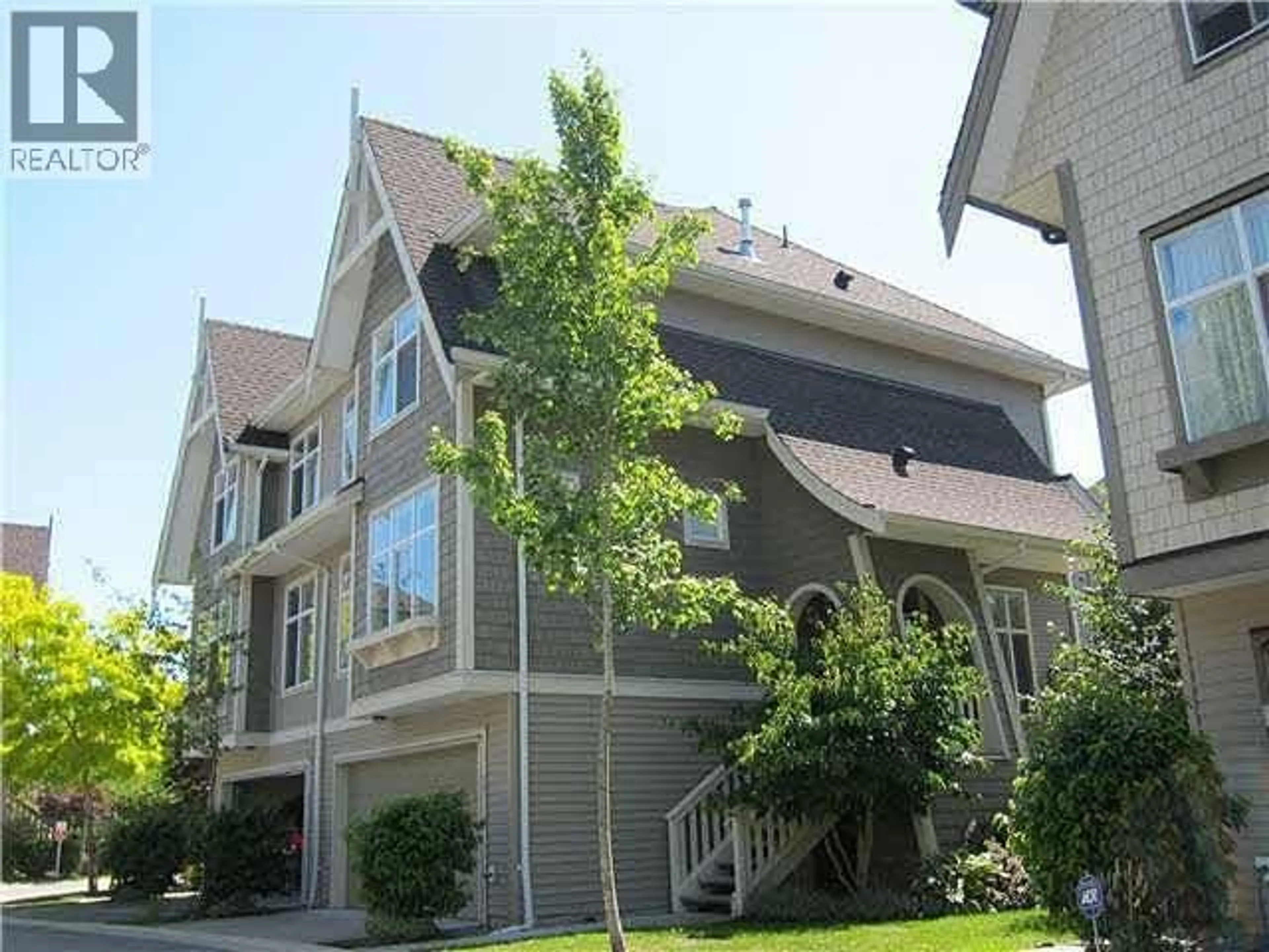 Home with vinyl exterior material, unknown for 22 - 7288 HEATHER STREET, Richmond British Columbia V6Y4L4