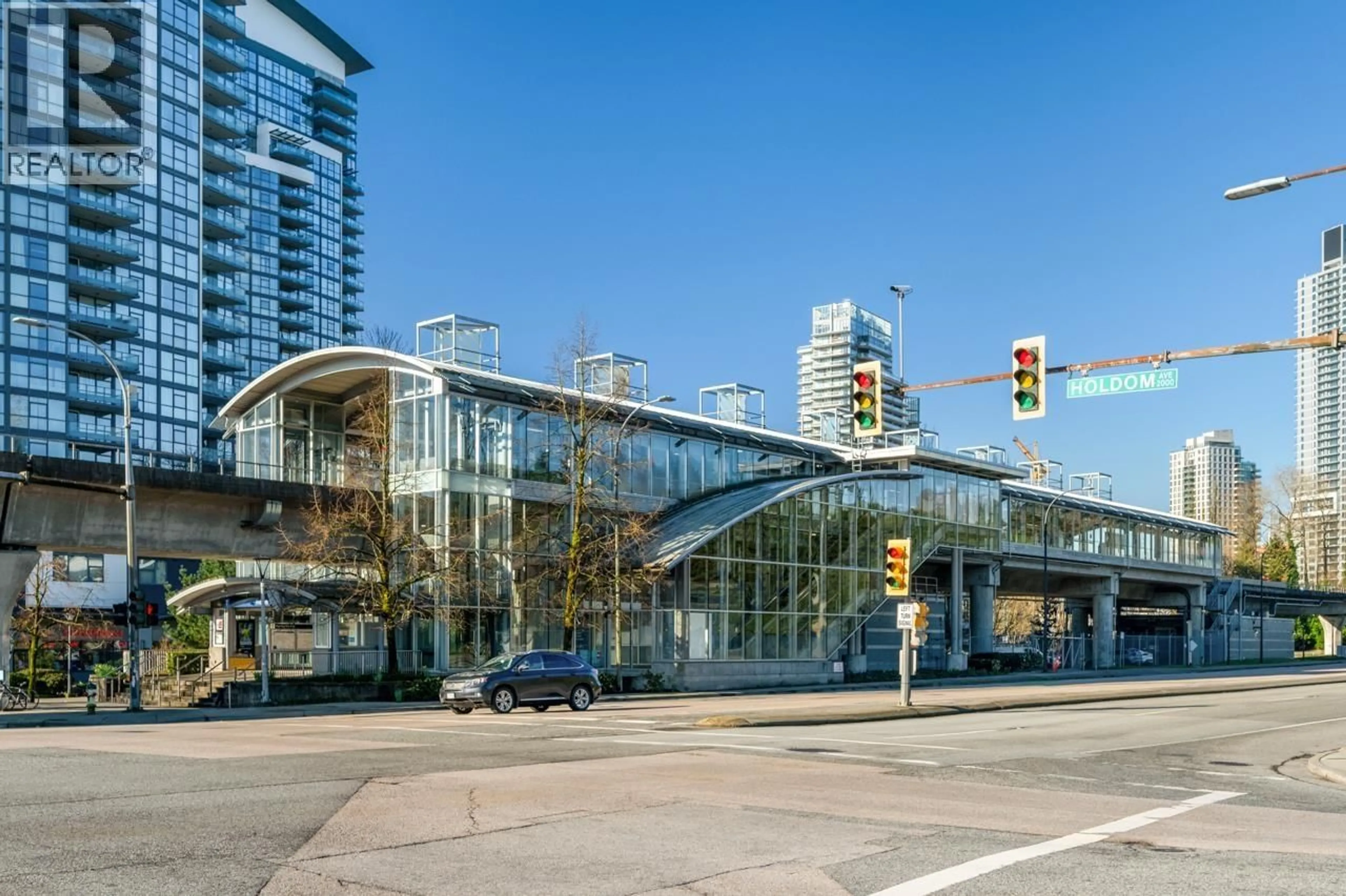 Unknown for 215 - 5460 BROADWAY, Burnaby British Columbia V5B0B4