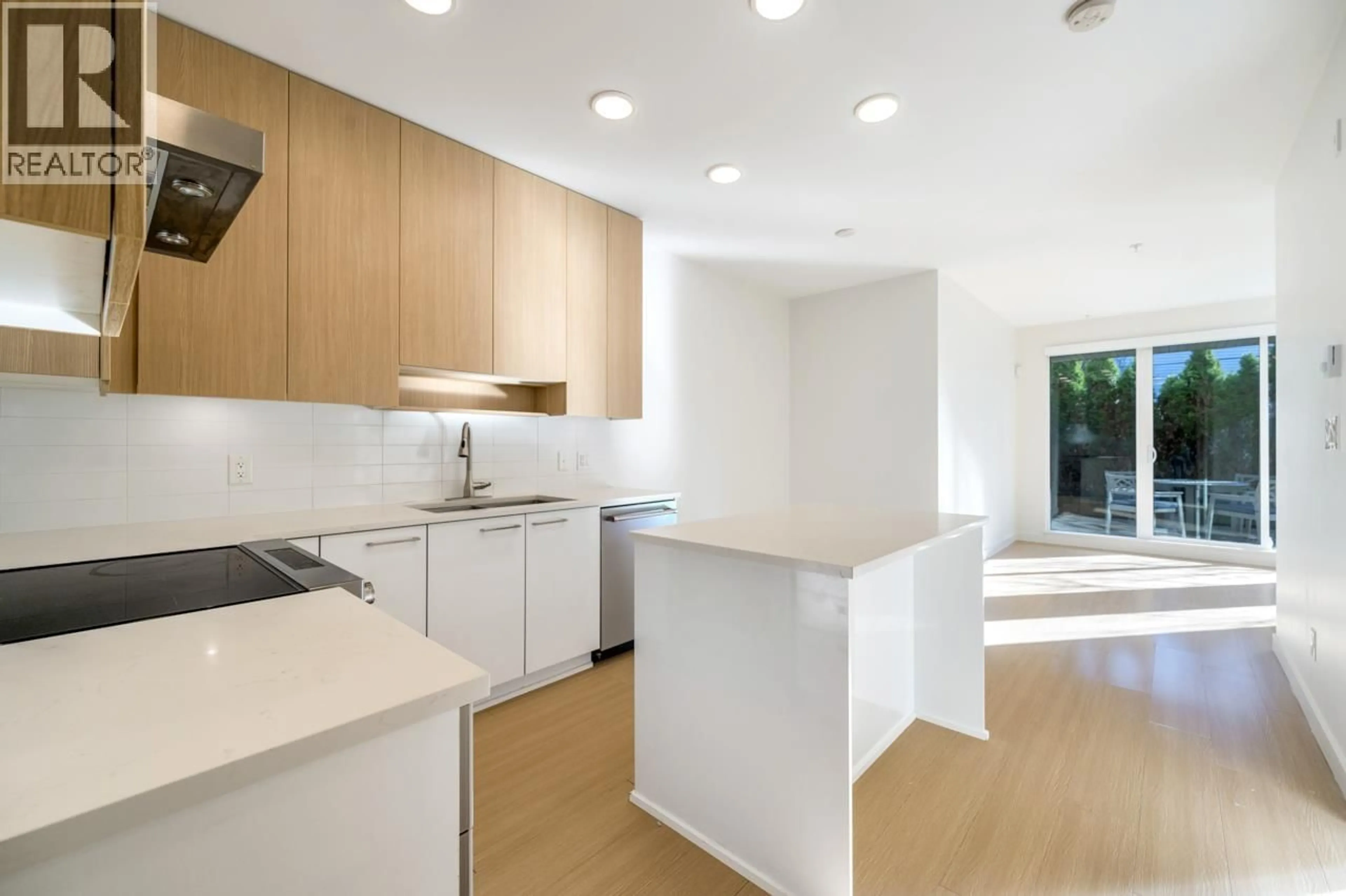 Open concept kitchen, unknown for 215 - 5460 BROADWAY, Burnaby British Columbia V5B0B4