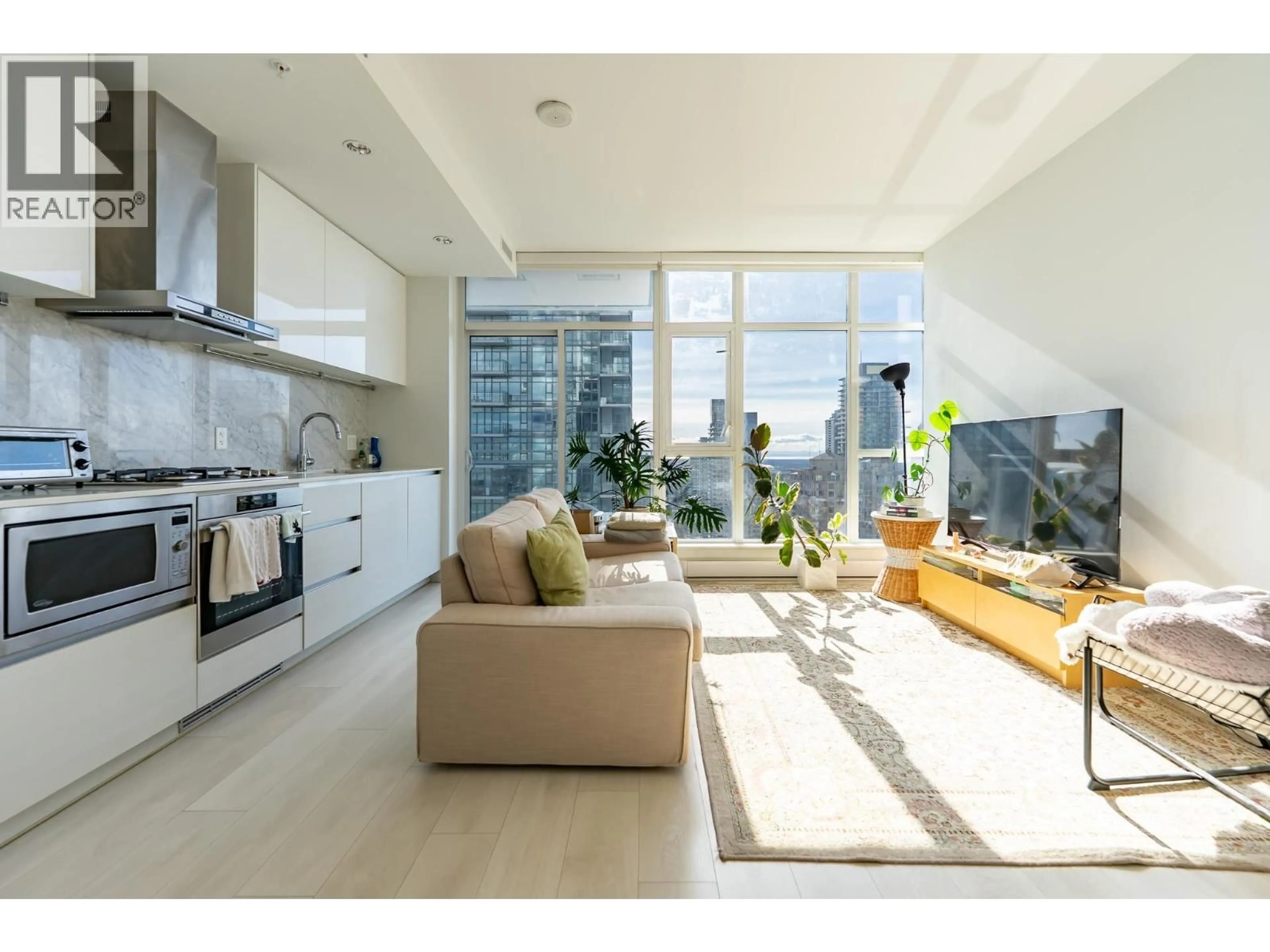 Living room with furniture, unknown for 3203 - 4670 ASSEMBLY WAY, Burnaby British Columbia V5H0H3