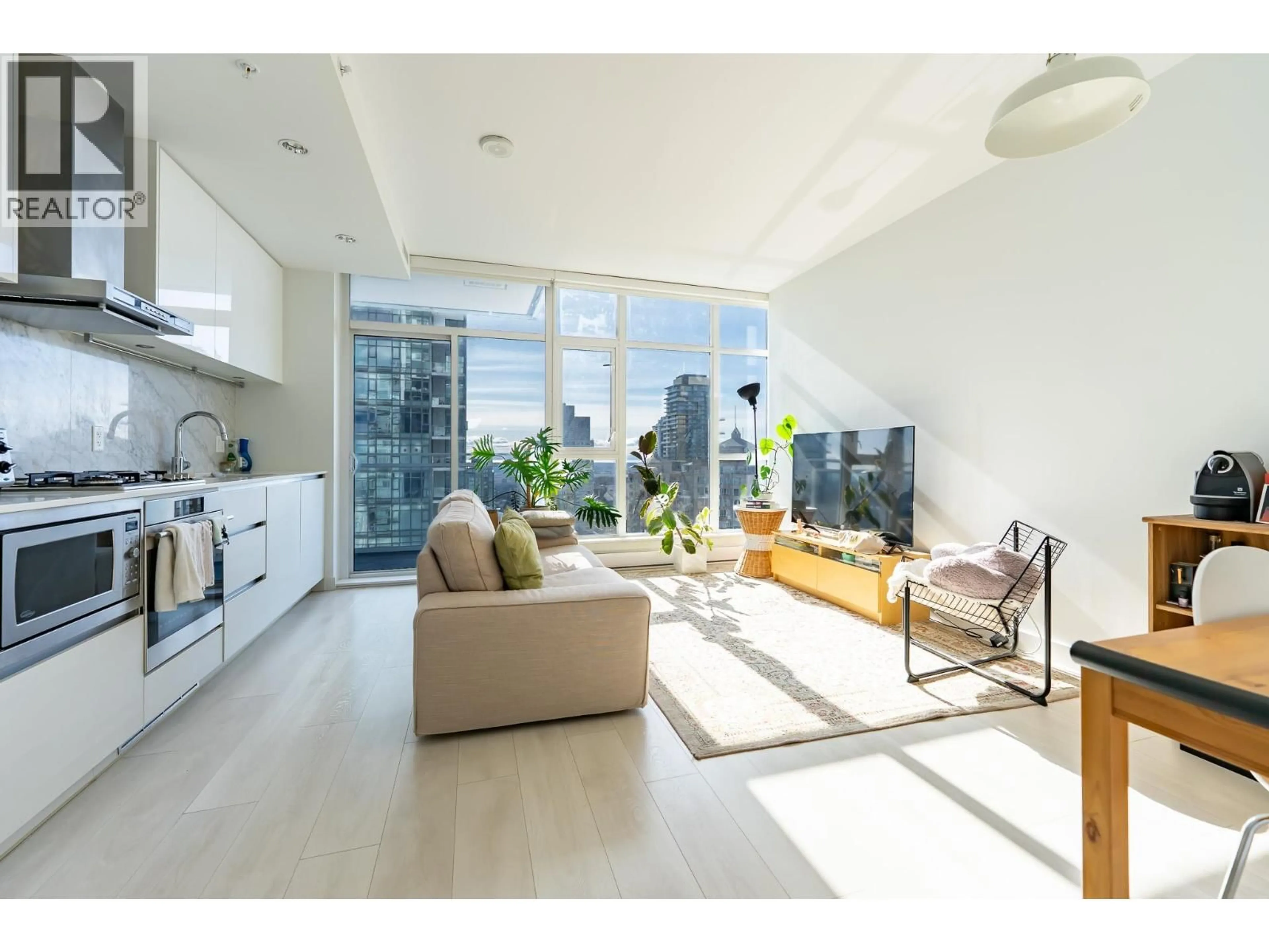 Living room with furniture, unknown for 3203 - 4670 ASSEMBLY WAY, Burnaby British Columbia V5H0H3