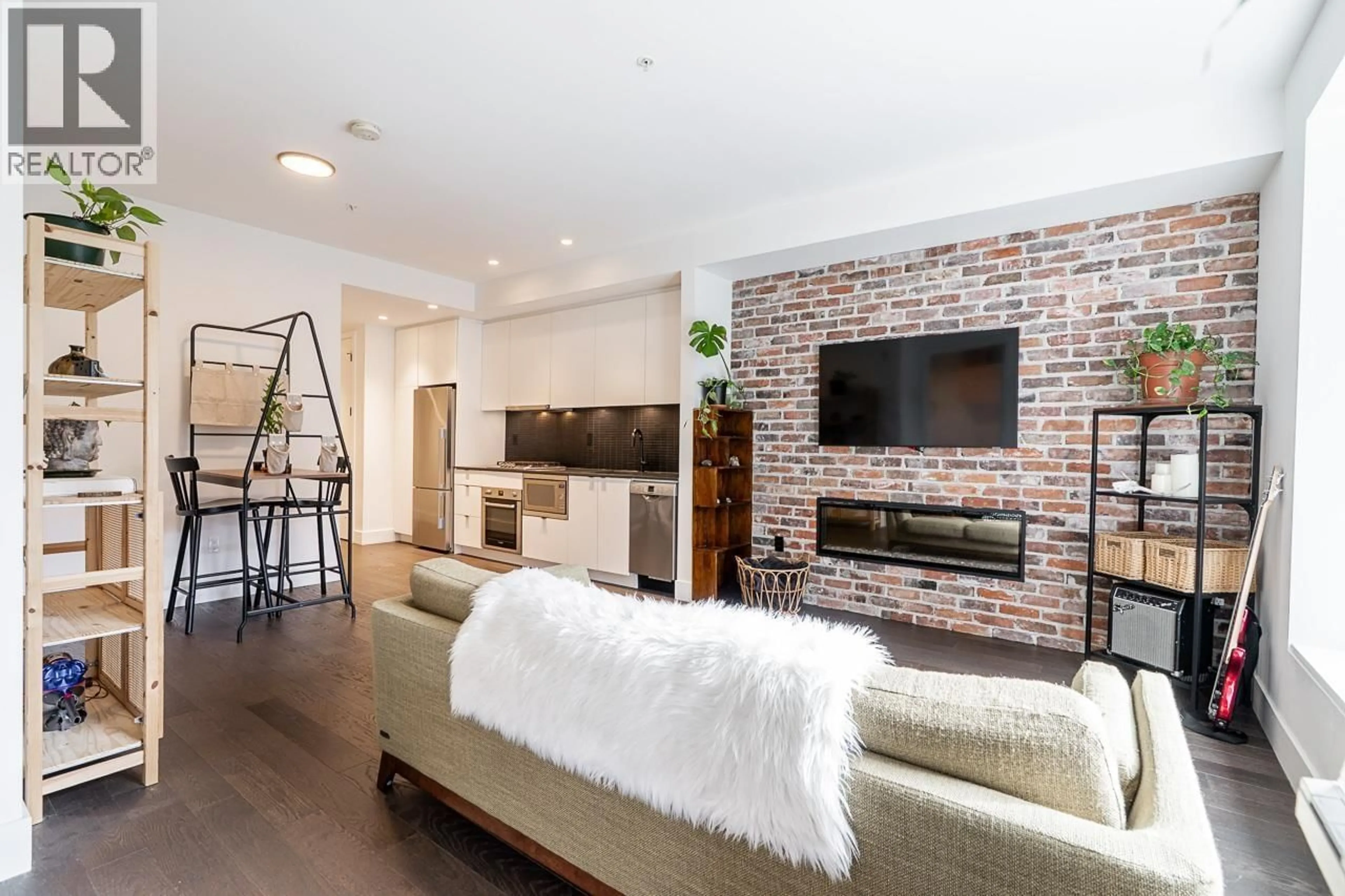 Living room with furniture, unknown for 311 - 83 MOODY STREET, Port Moody British Columbia V3H0K7