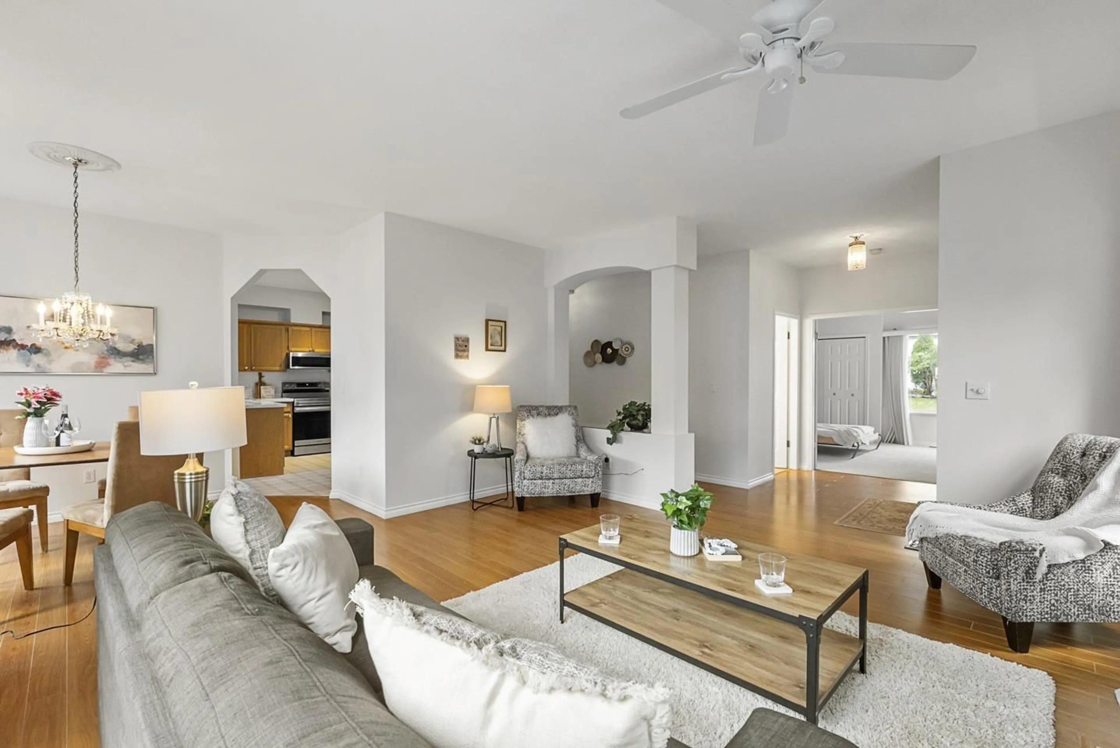 Living room with furniture, unknown for 132 - 13895 102 AVENUE, Surrey British Columbia V3T1P2