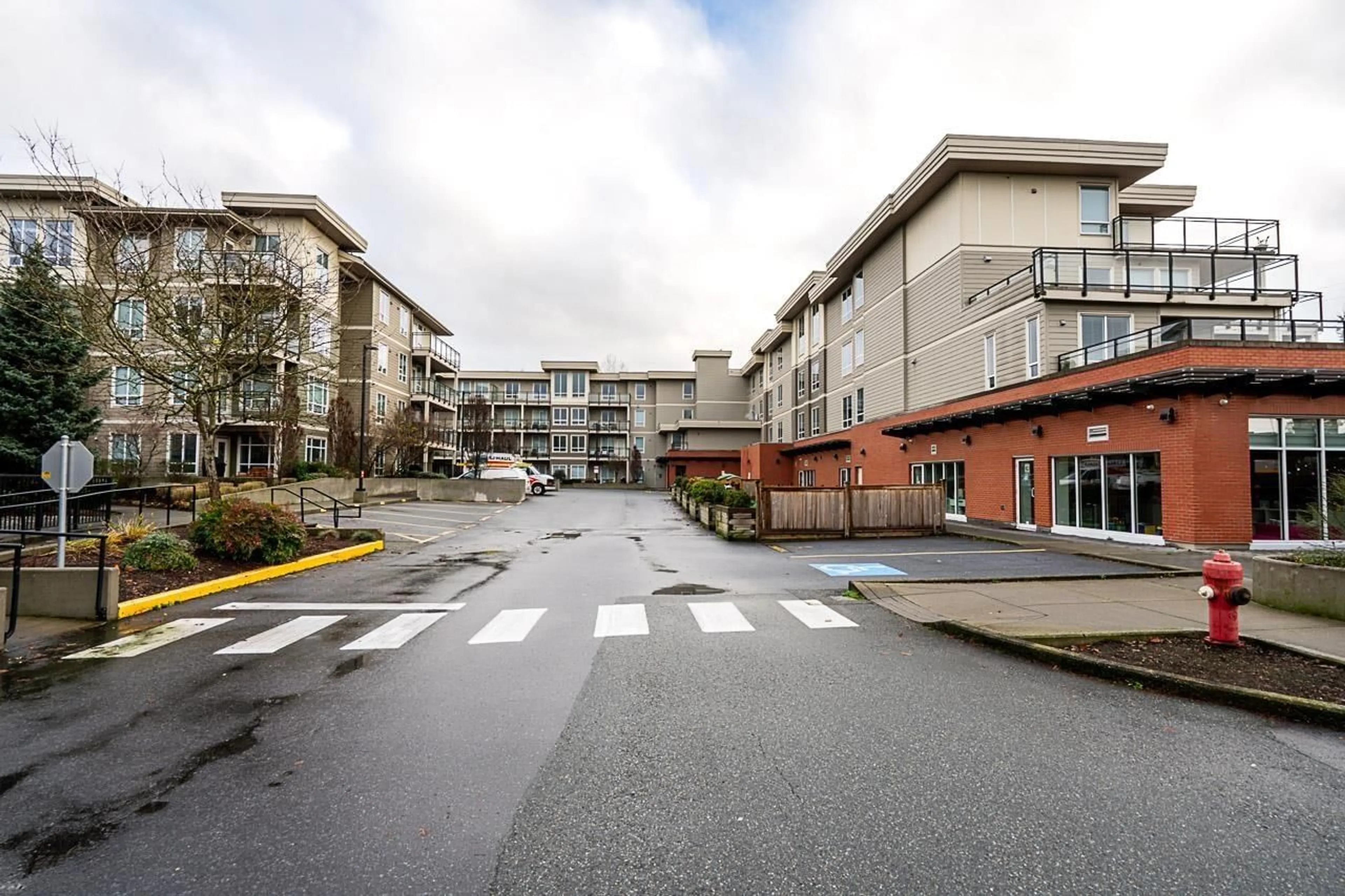 Unknown for F110 - 20211 66 AVENUE, Langley British Columbia V2Y0L4