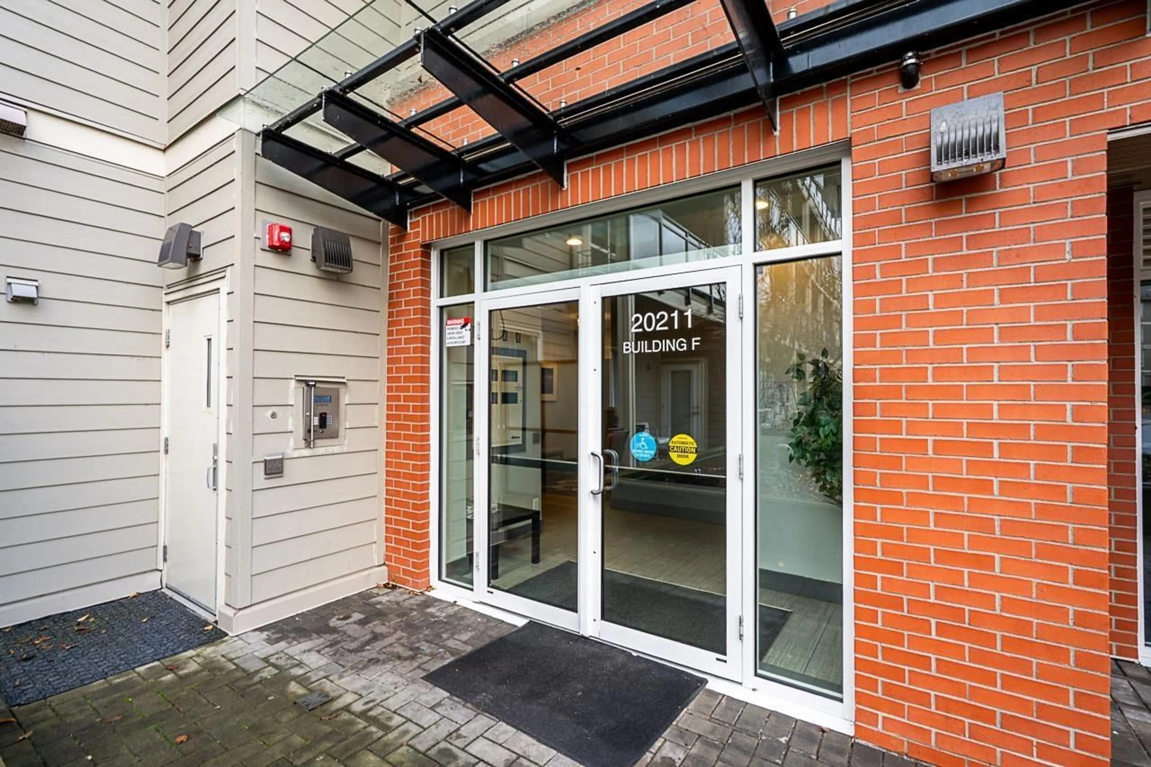 Unknown for F110 - 20211 66 AVENUE, Langley British Columbia V2Y0L4