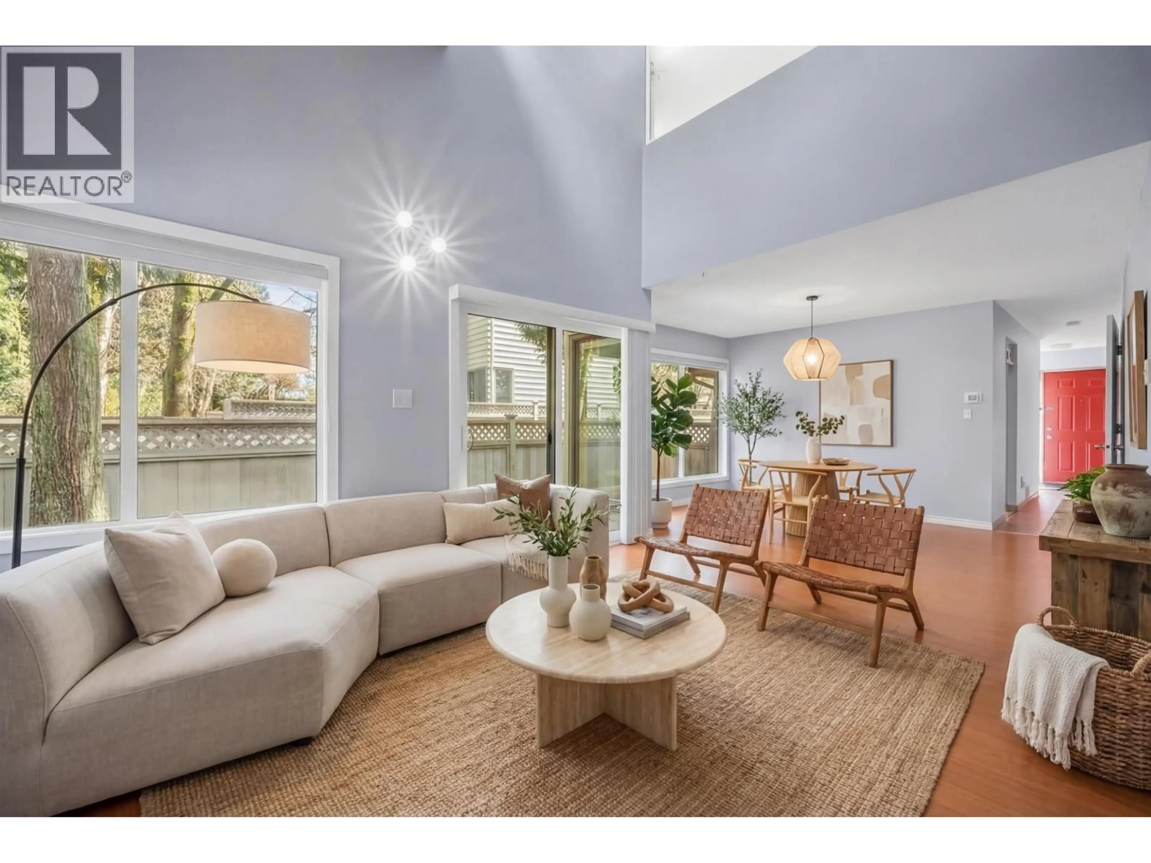 Living room with furniture, unknown for 4725 CEDARGLEN PLACE, Burnaby British Columbia V5G4B6