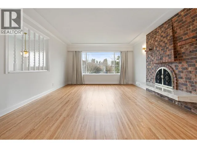 1743 TARALAWN COURT, Burnaby 5