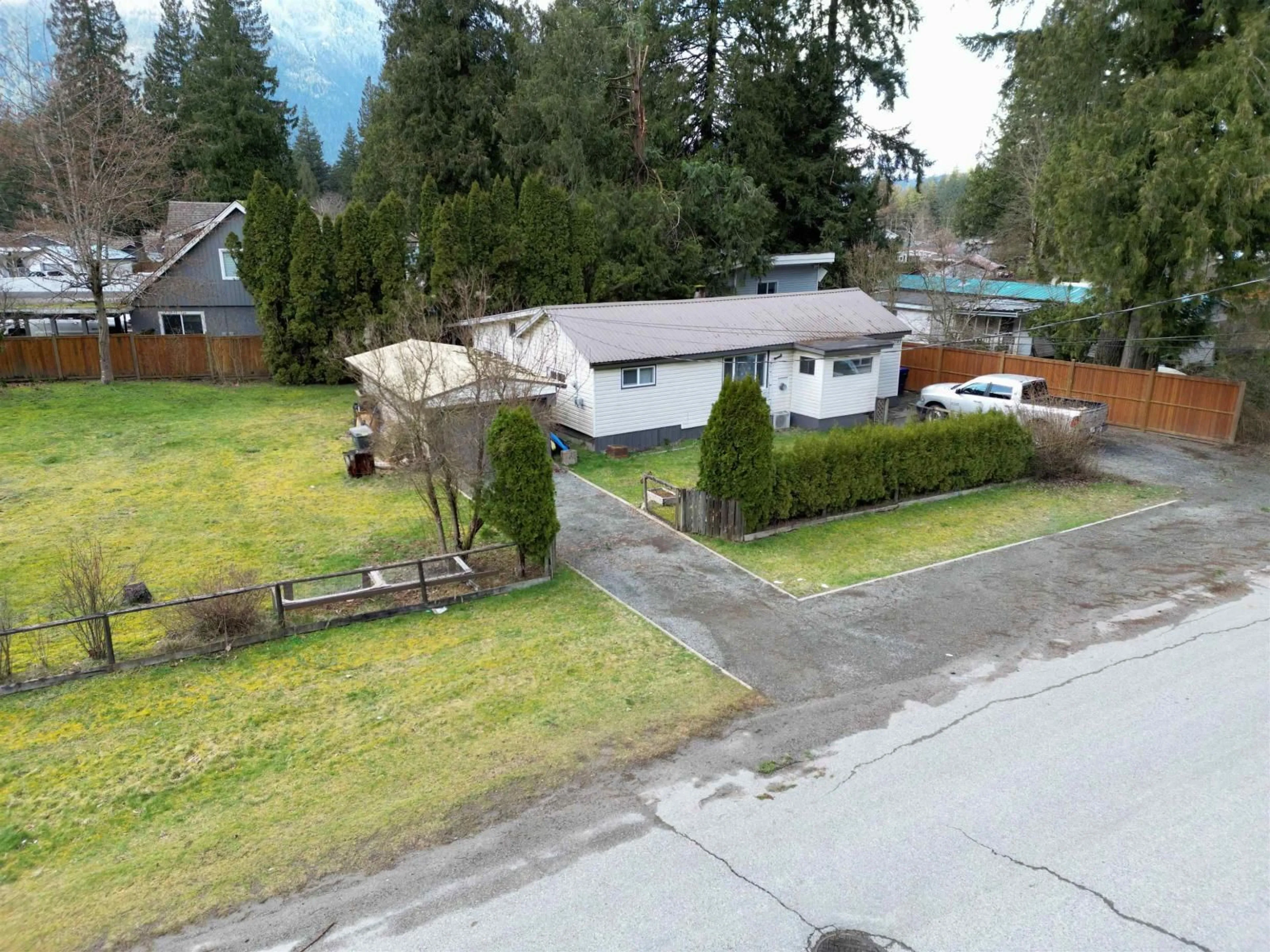 Unknown for 63745 OLD YALE ROAD, Hope British Columbia V0X1L2