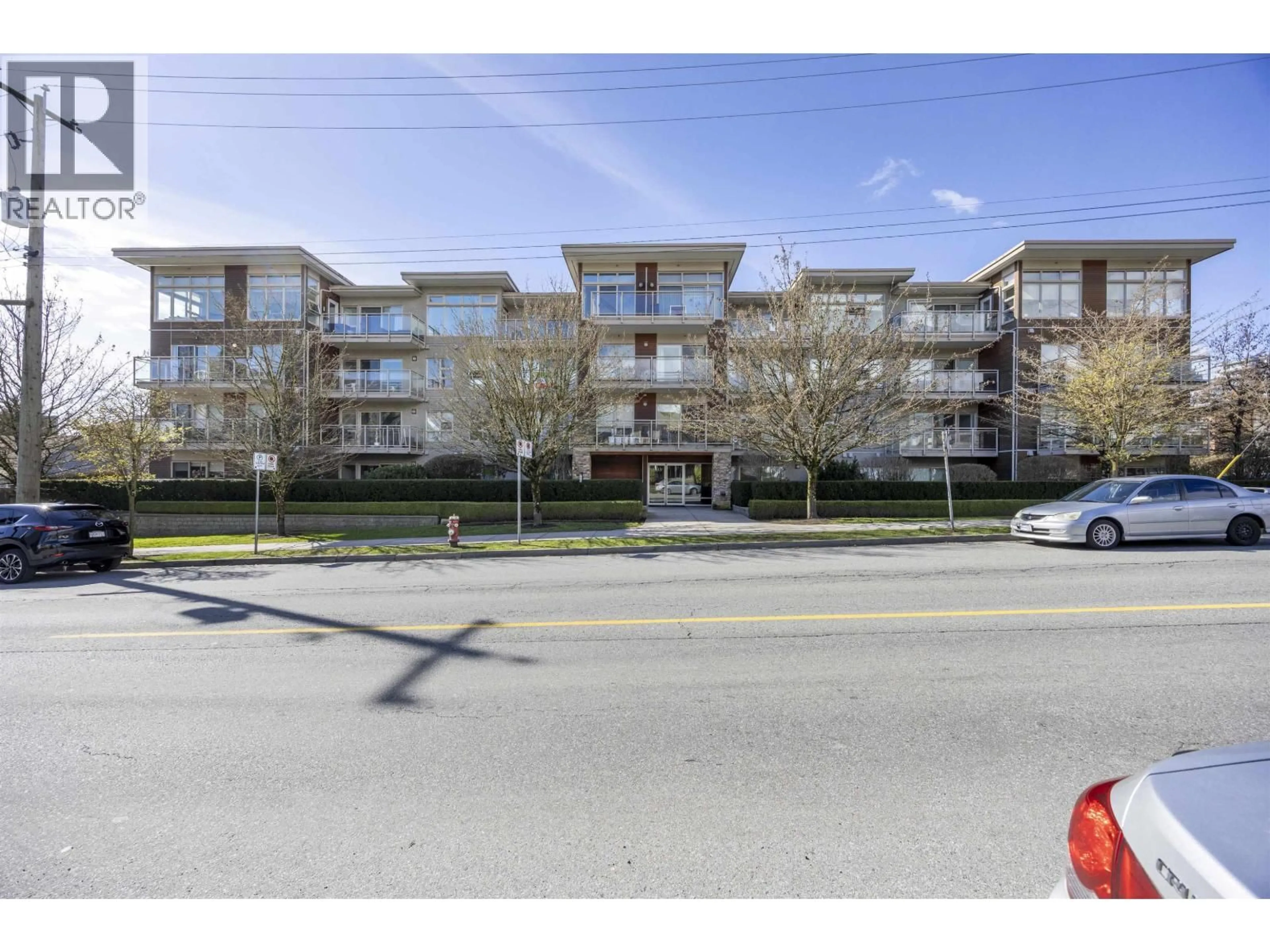 Blurry image for 206 - 1033 ST. GEORGES AVENUE, North Vancouver British Columbia V7L3H5