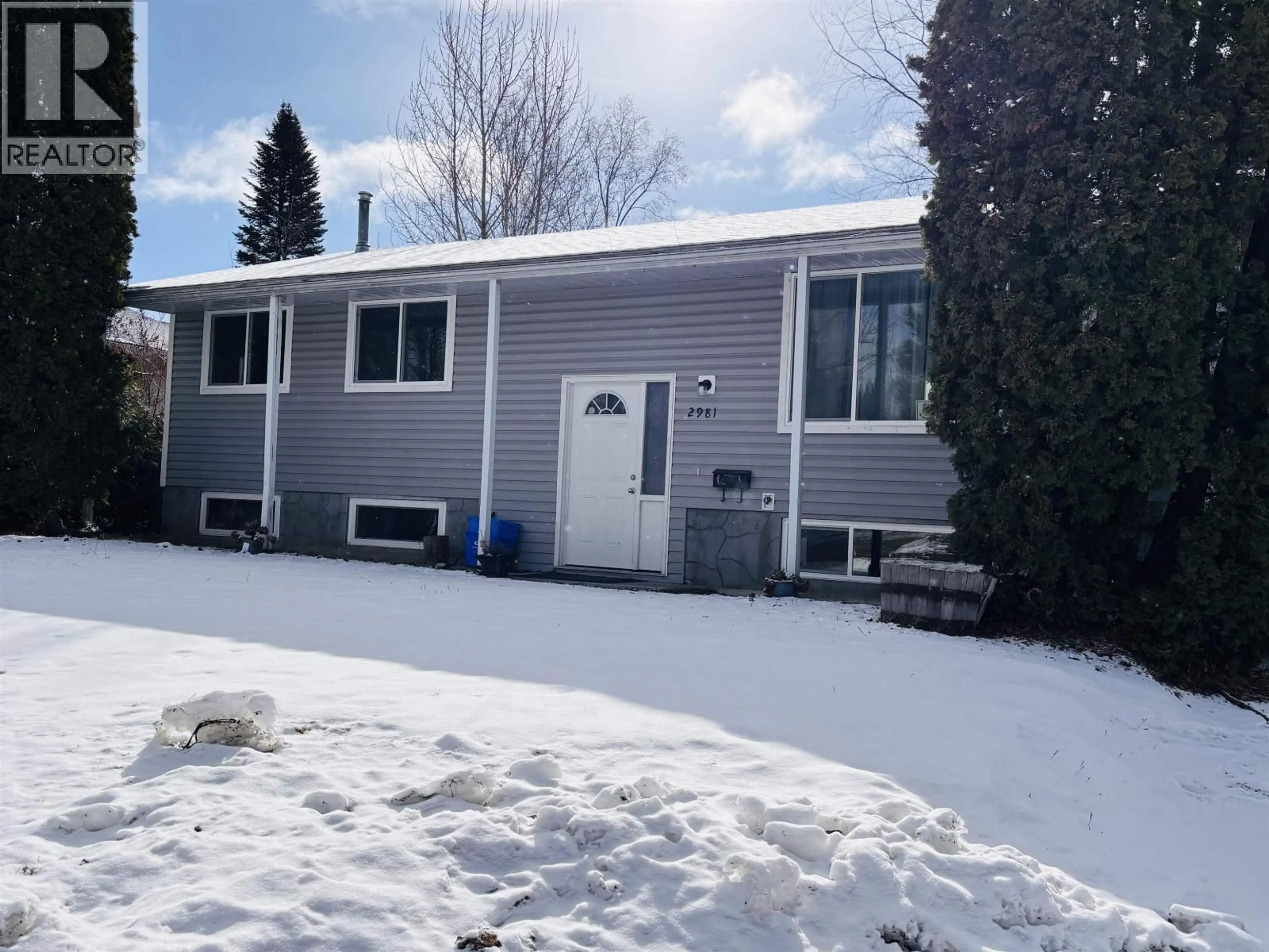 Home with vinyl exterior material, street for 2981 MELODY CRESCENT, Prince George British Columbia V2N2T8