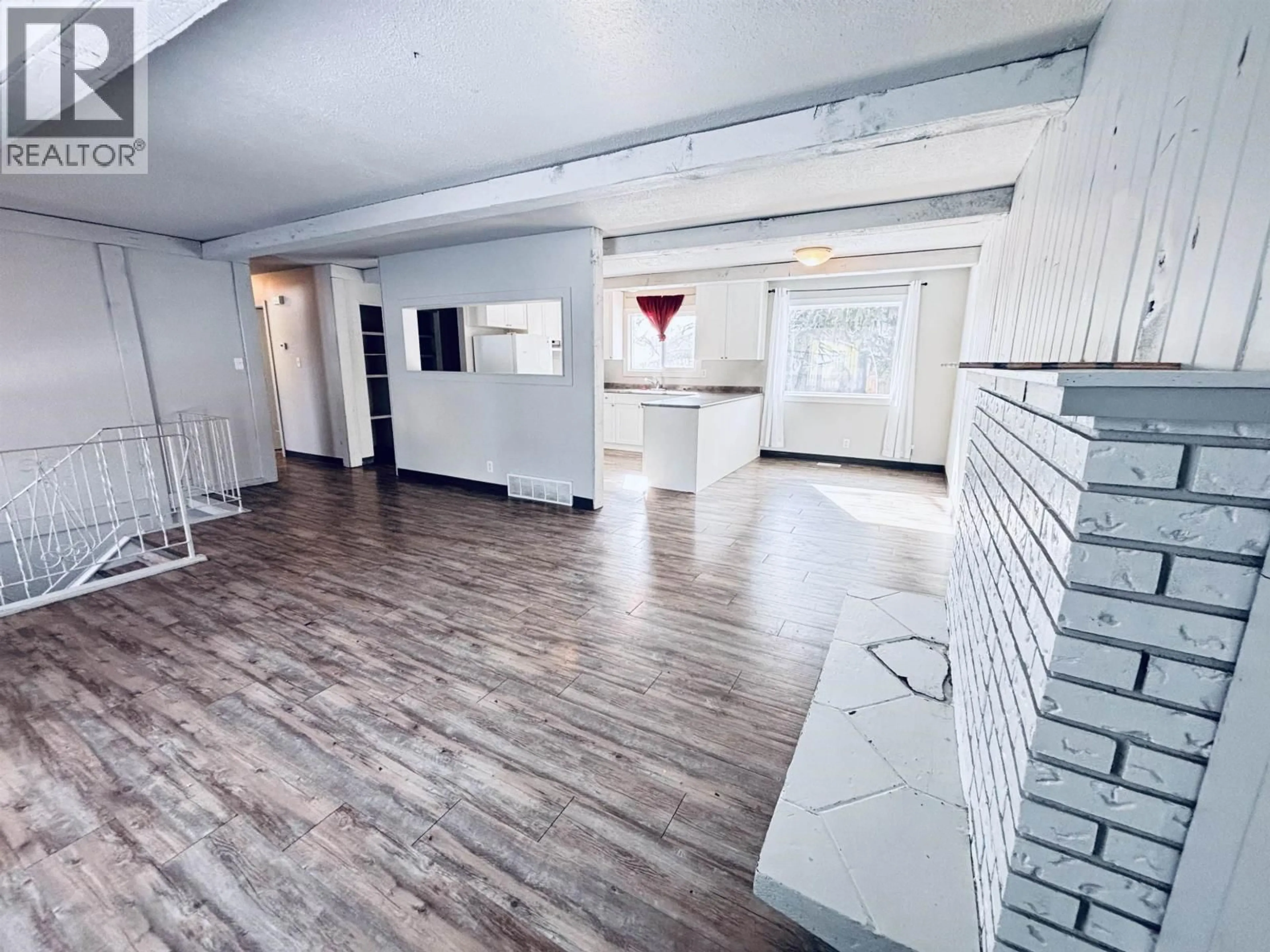 Unknown for 2981 MELODY CRESCENT, Prince George British Columbia V2N2T8