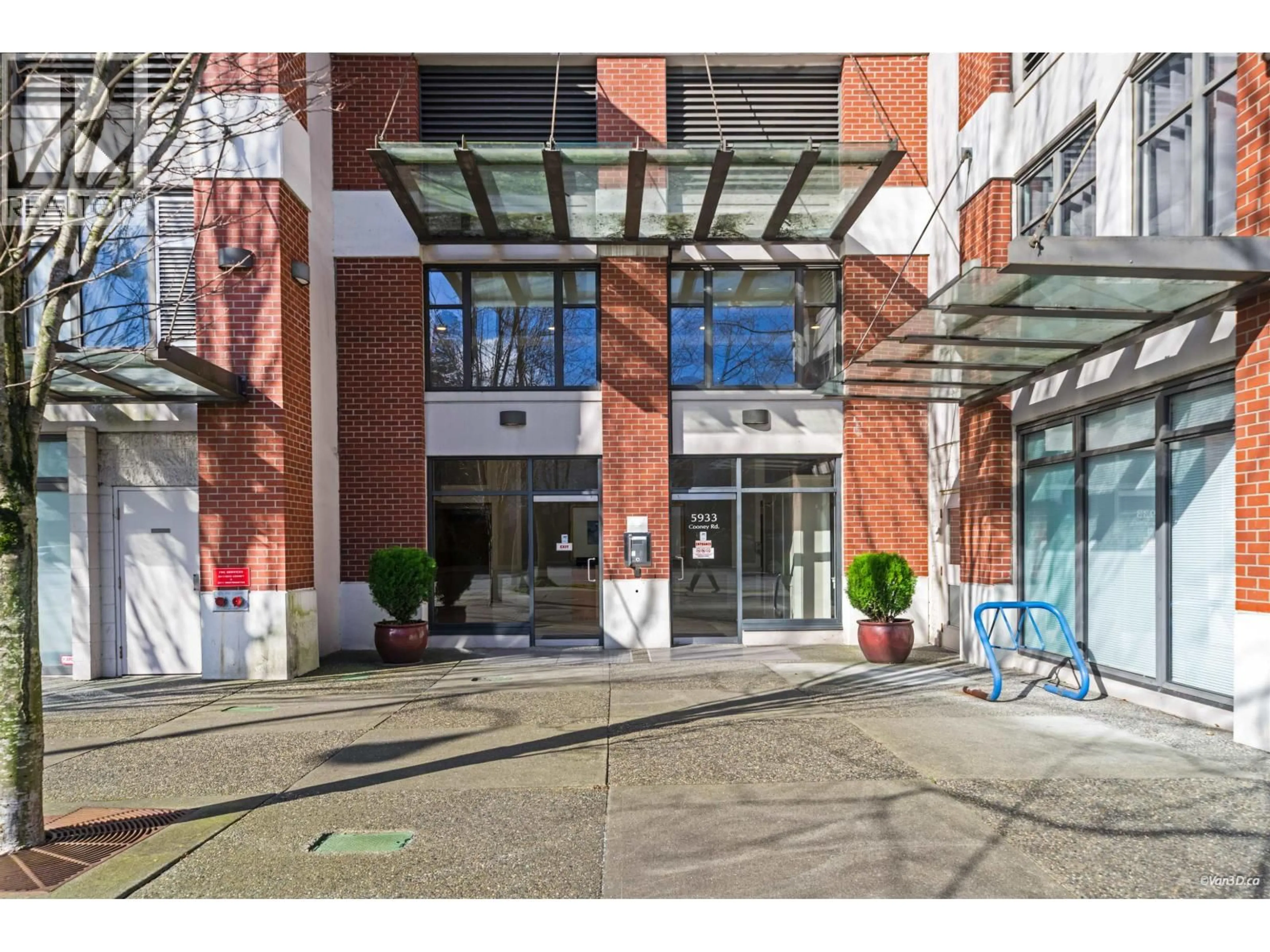 Indoor foyer for 1001 - 5933 COONEY ROAD, Richmond British Columbia V6X4H3