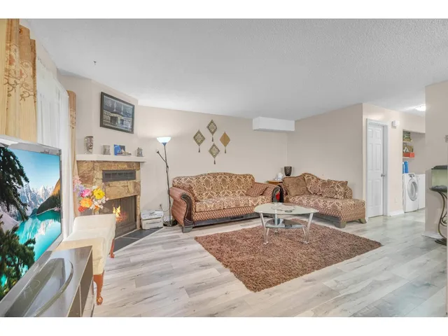 102 - 7150 133 STREET, Surrey 4