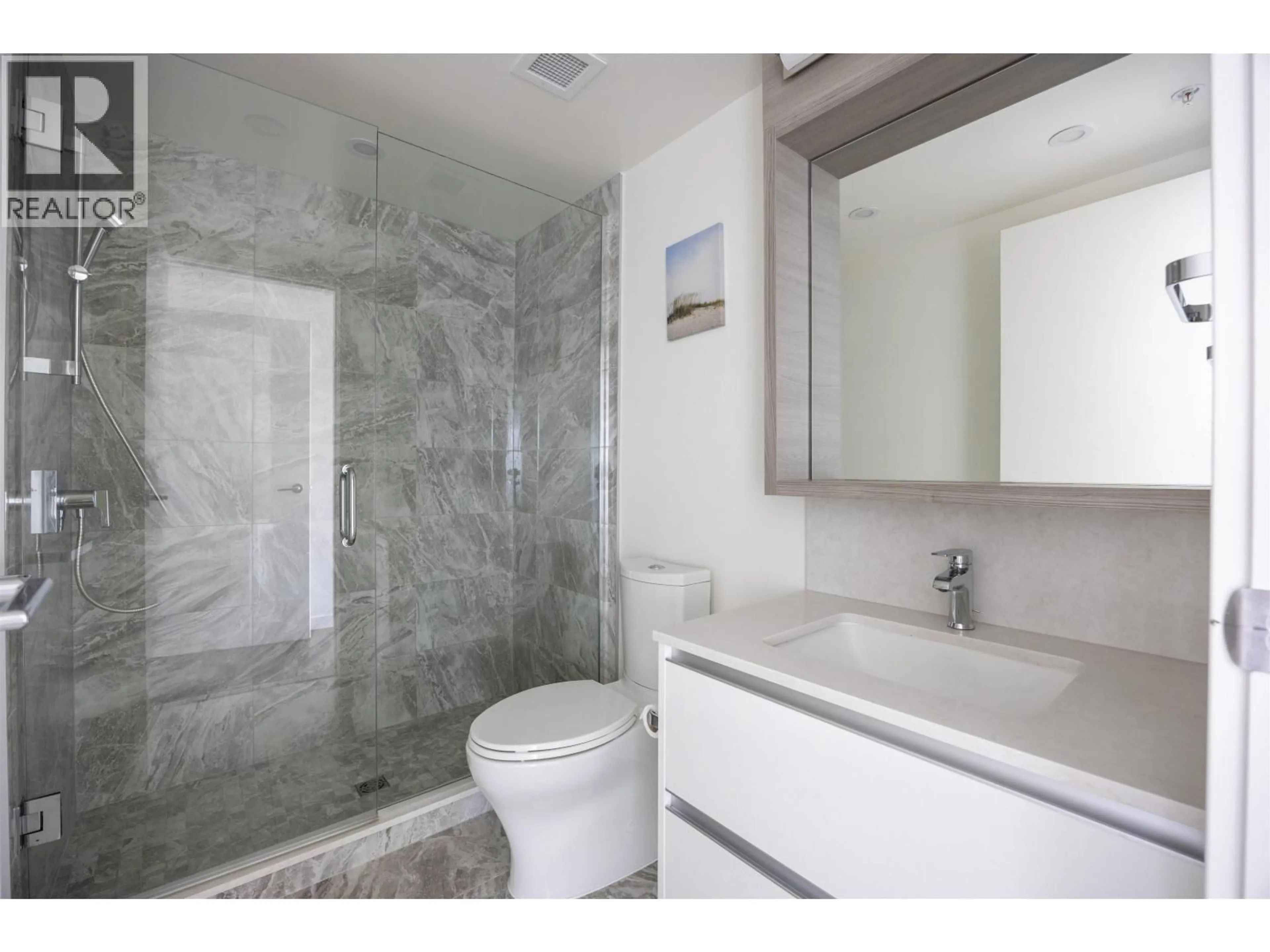 Contemporary bathroom, ceramic/tile floor for 810 - 6633 BUSWELL STREET, Richmond British Columbia V6Y0M3