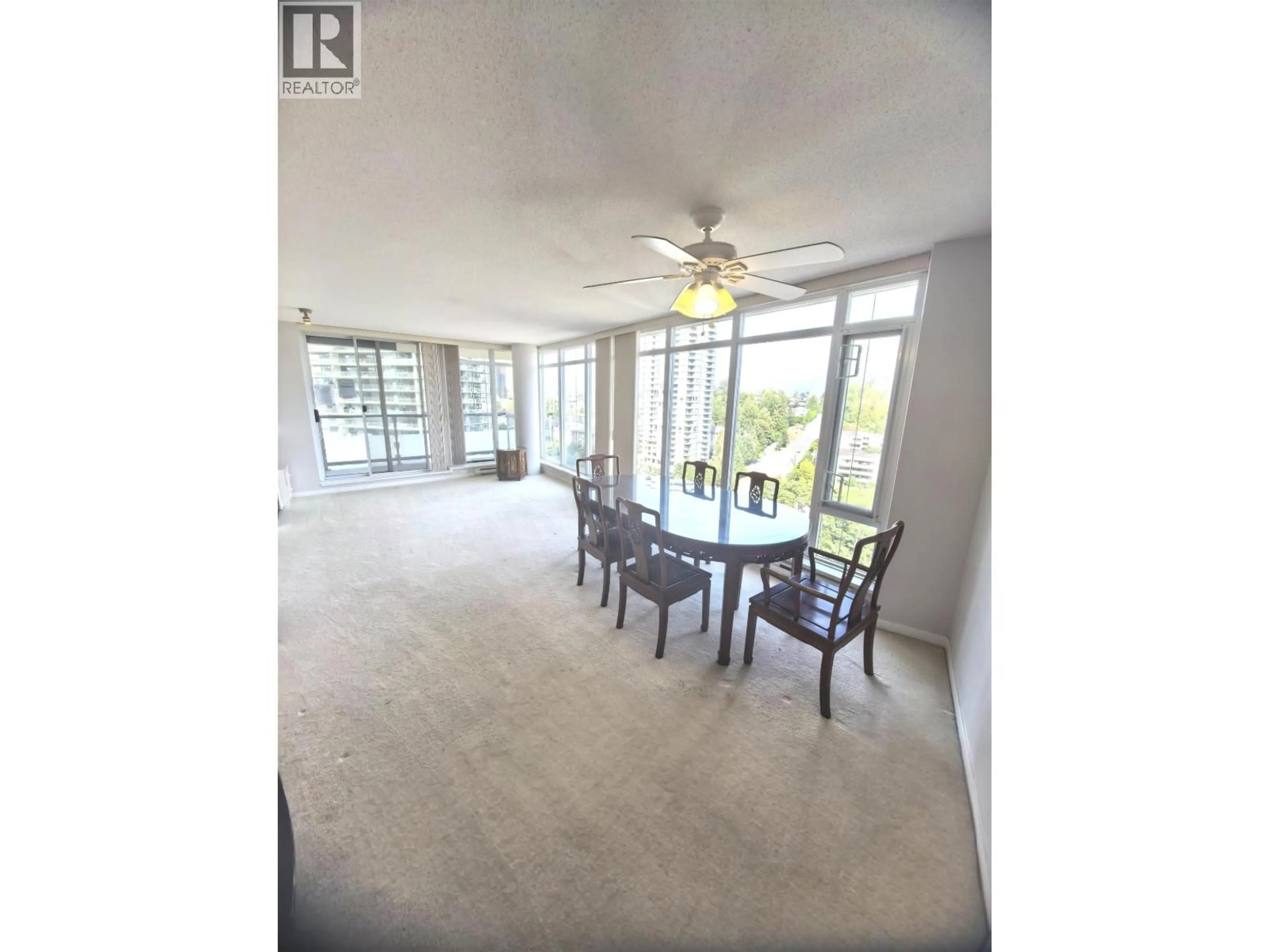A pic of a room for 2202 - 2133 DOUGLAS ROAD, Burnaby British Columbia V5C0E9