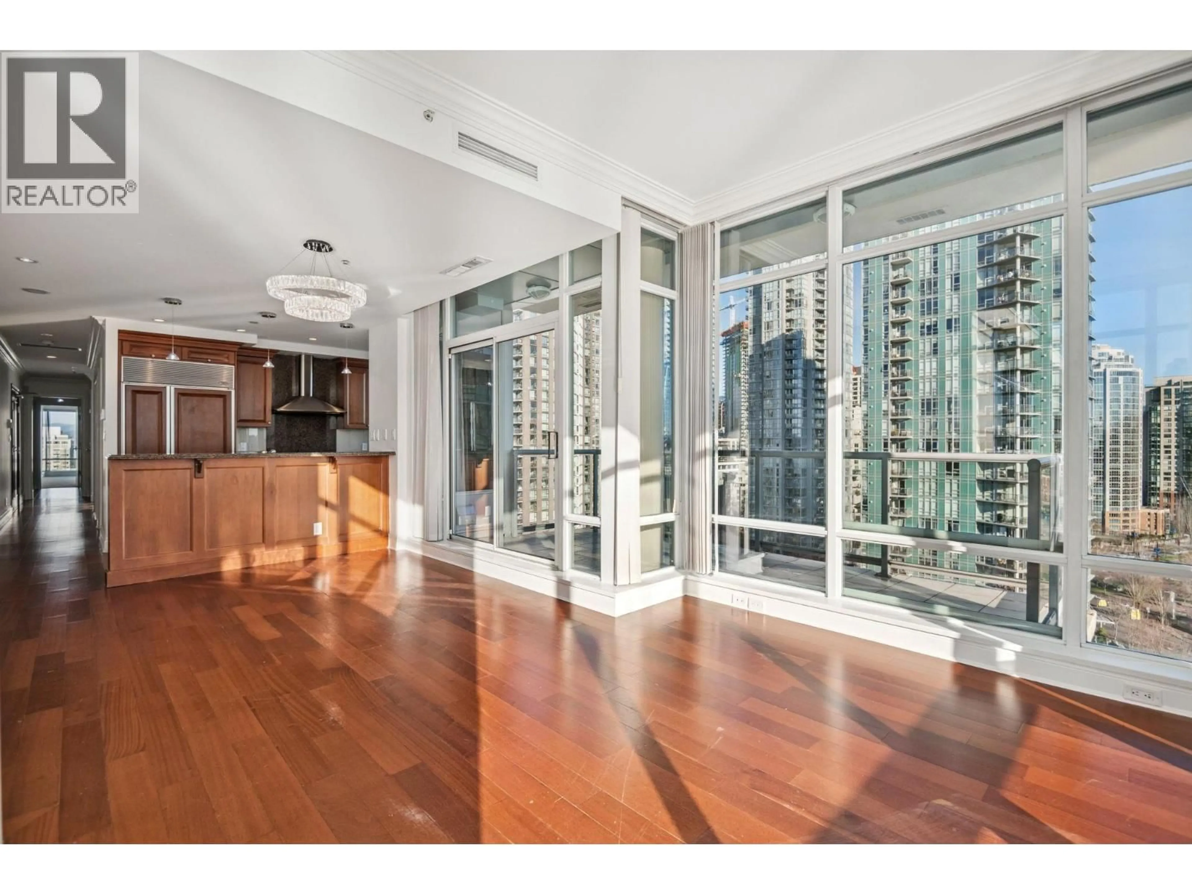 Indoor foyer for 1903 - 1515 HOMER MEWS, Vancouver British Columbia V6Z3E8