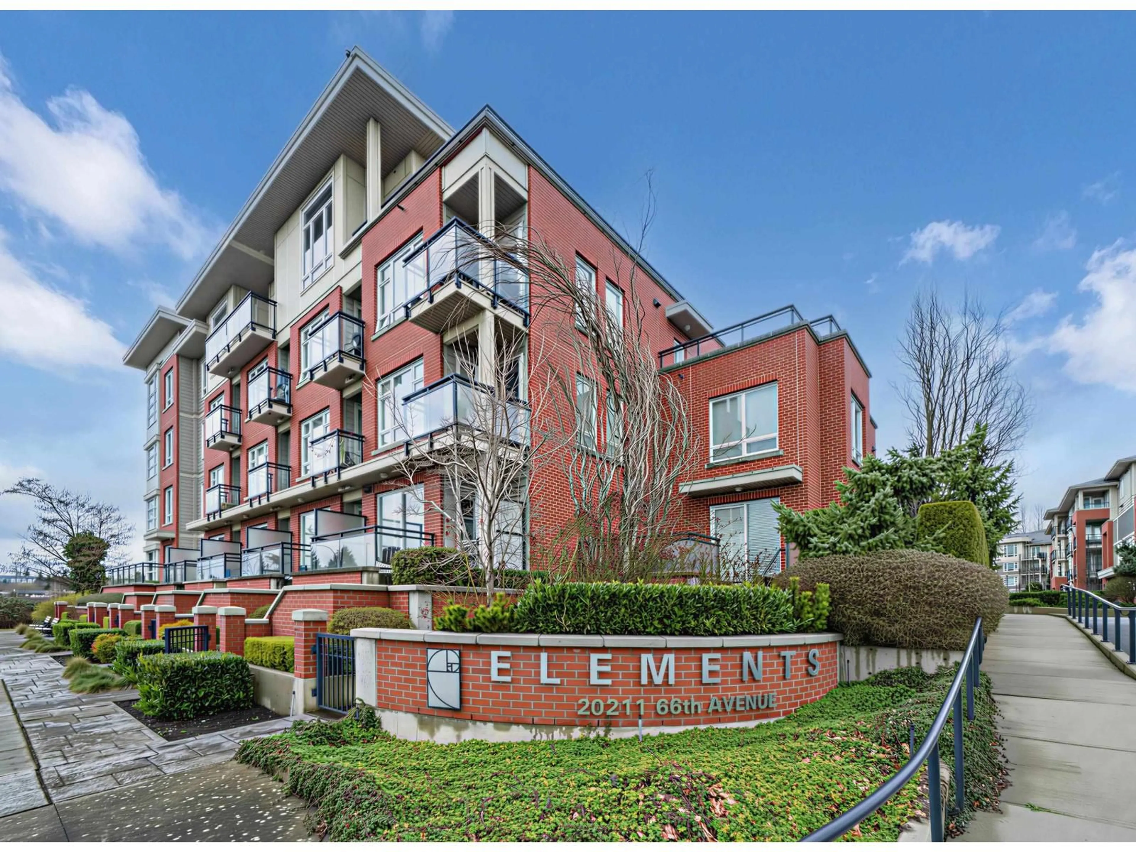 A pic from outside/outdoor area/front of a property/back of a property/a pic from drone, unknown for A408 - 20211 66 AVENUE, Langley British Columbia V2Y0L4