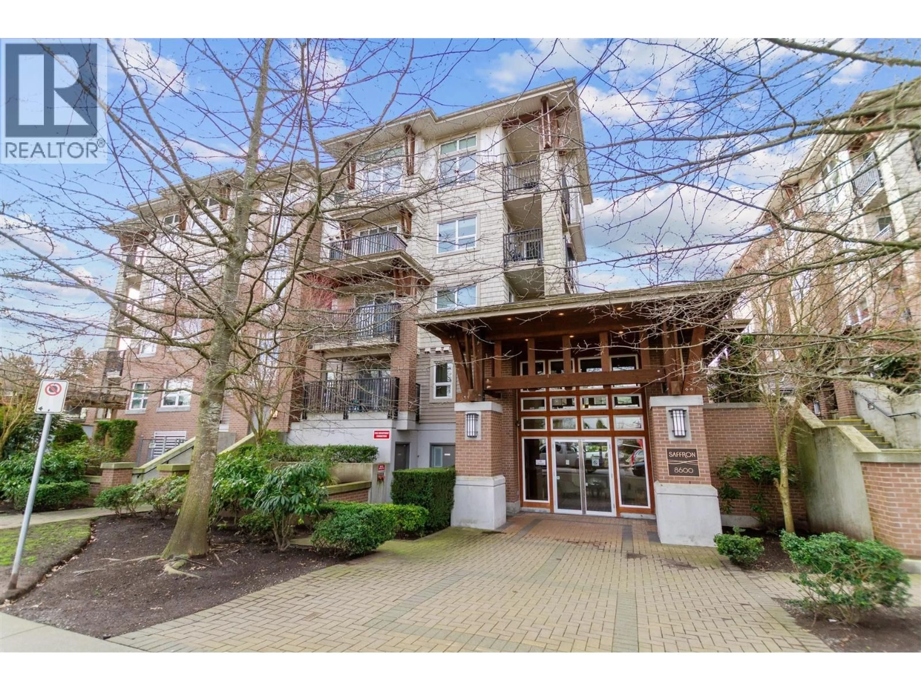 Indoor foyer for 103 - 8600 PARK ROAD, Richmond British Columbia V6Y0C3