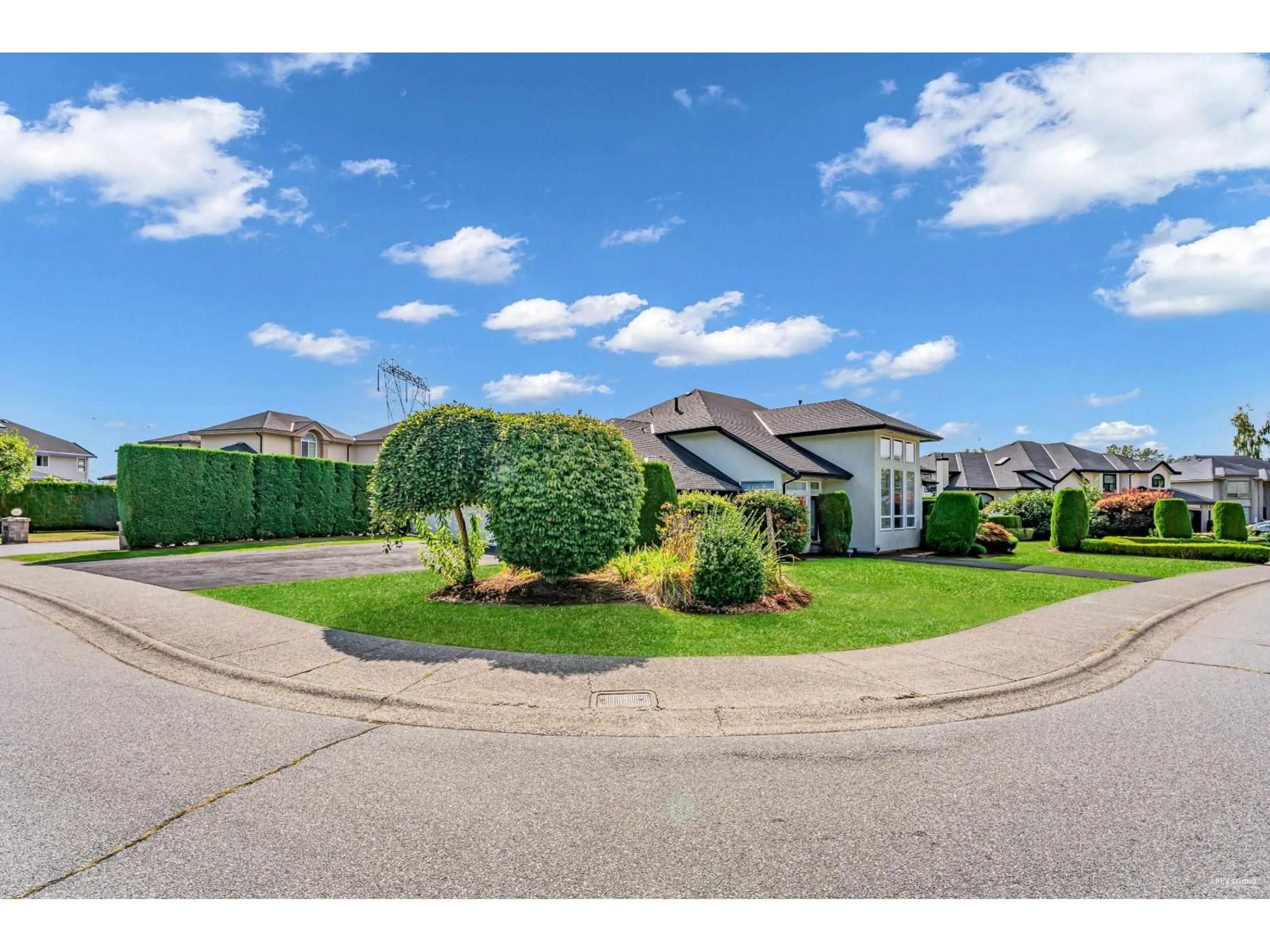 A pic from outside/outdoor area/front of a property/back of a property/a pic from drone, street for 14260 82A AVENUE, Surrey British Columbia V3W0V6