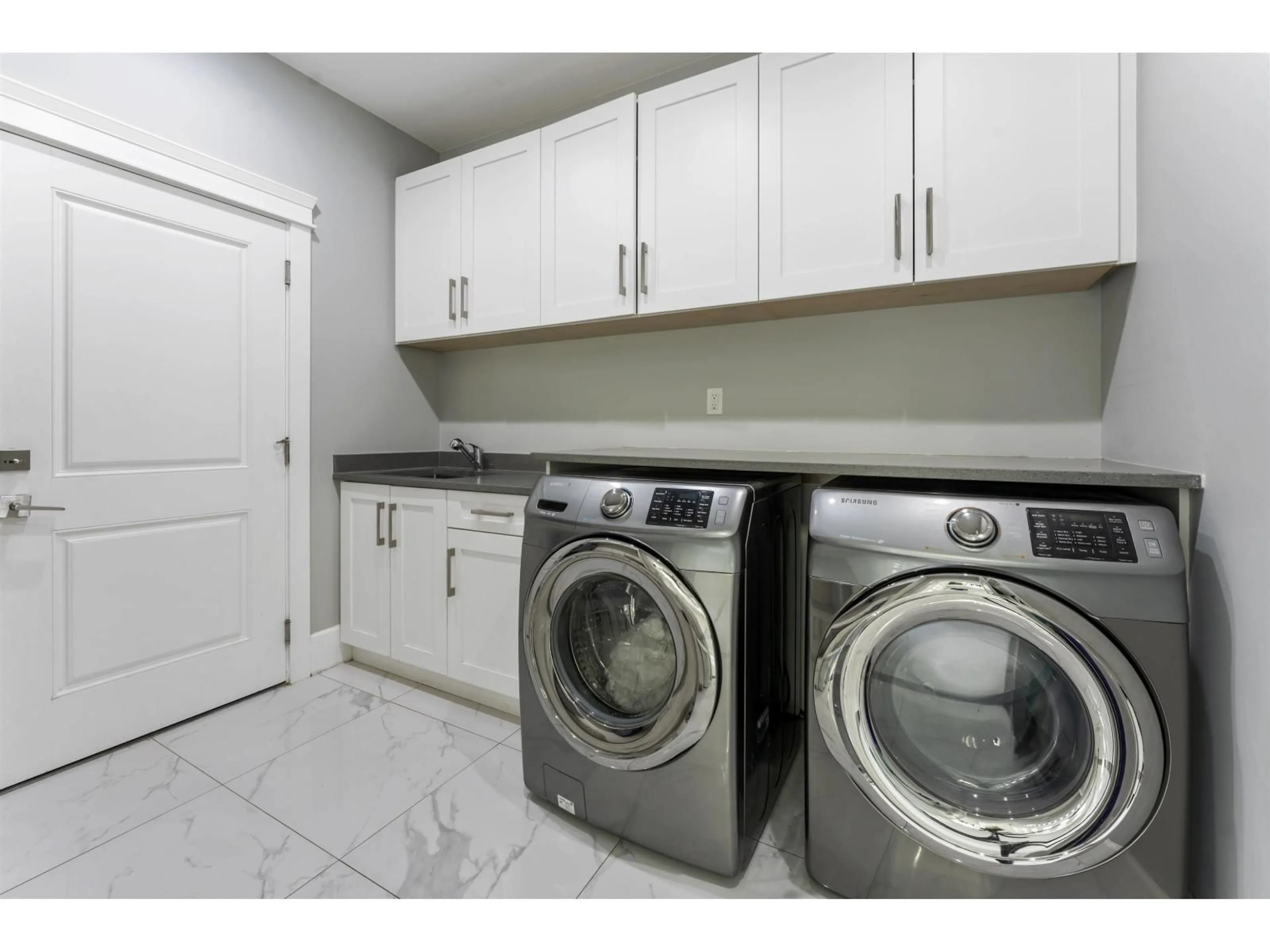 Unknown for 13145 68 AVENUE, Surrey British Columbia V3W2E5