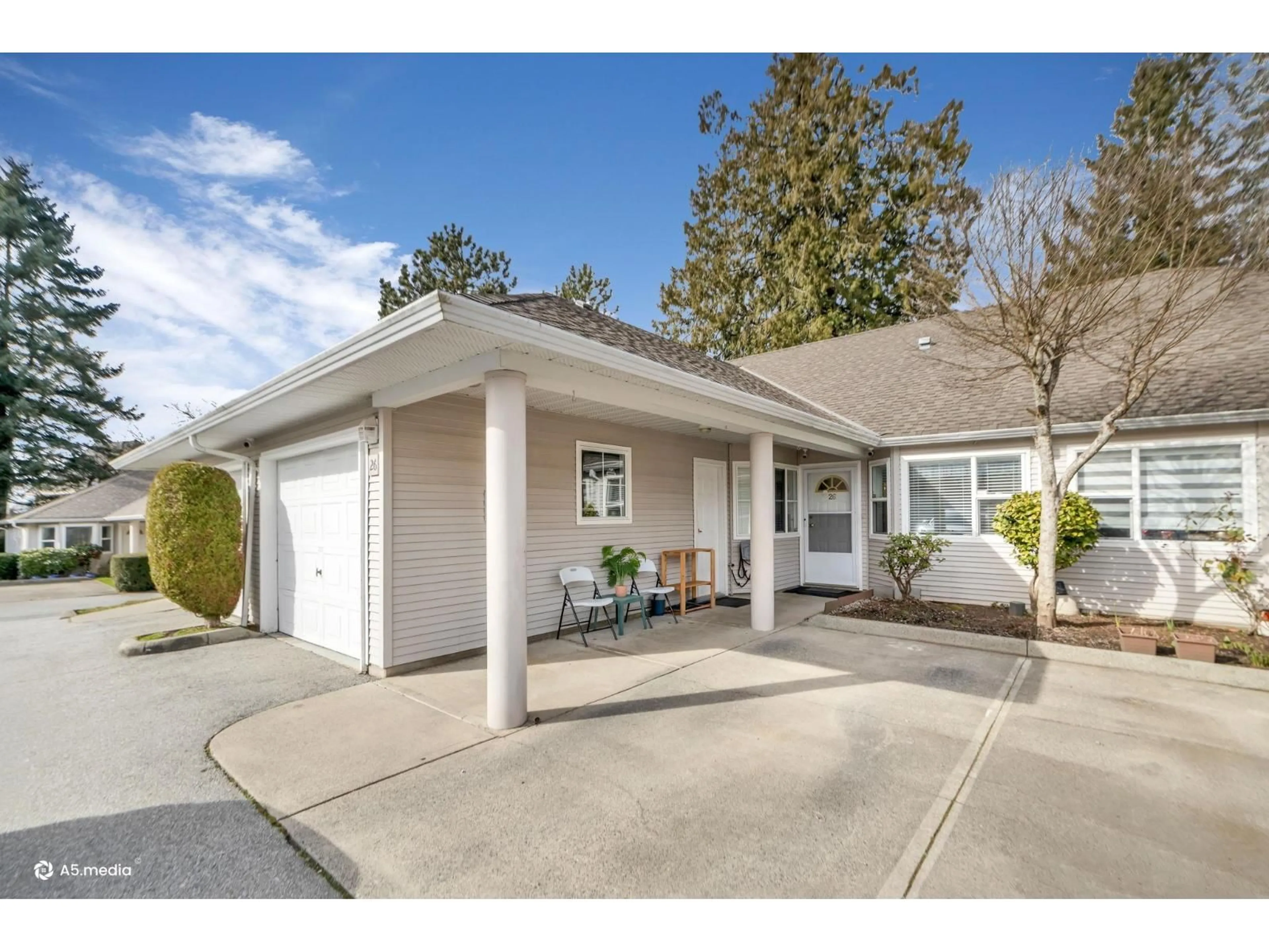 Unknown for 26 - 7127 124 STREET AVENUE, Surrey British Columbia V3W0T9