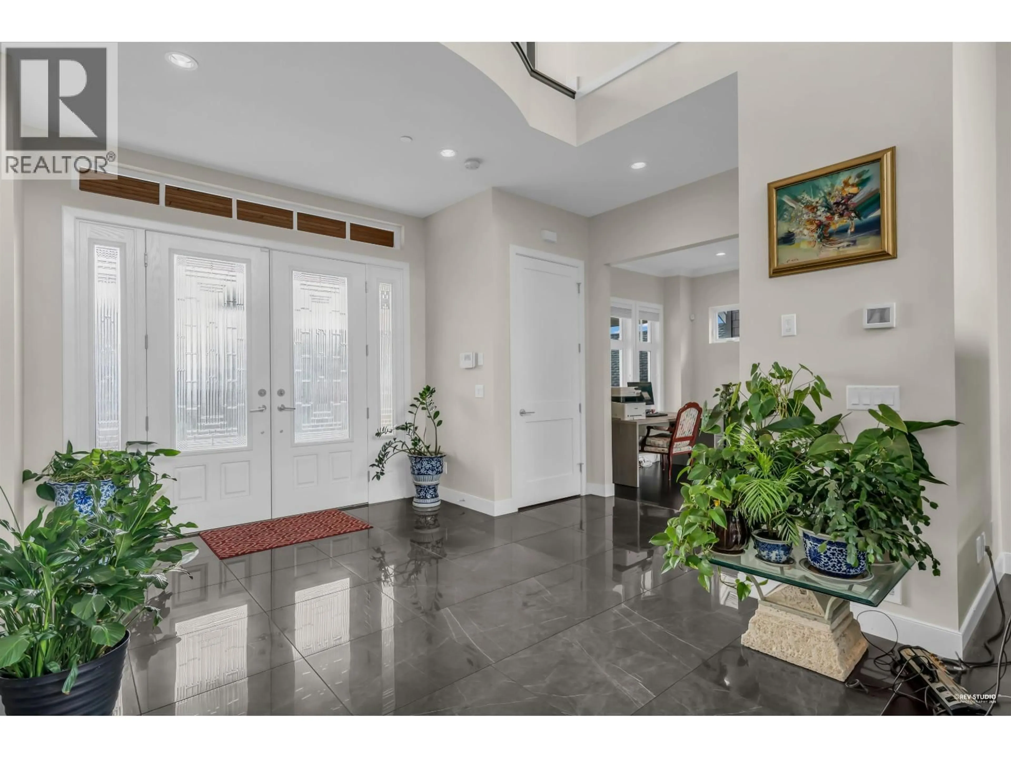 Indoor entryway for 15 HERITAGE PEAK ROAD, Port Moody British Columbia V3H0H5