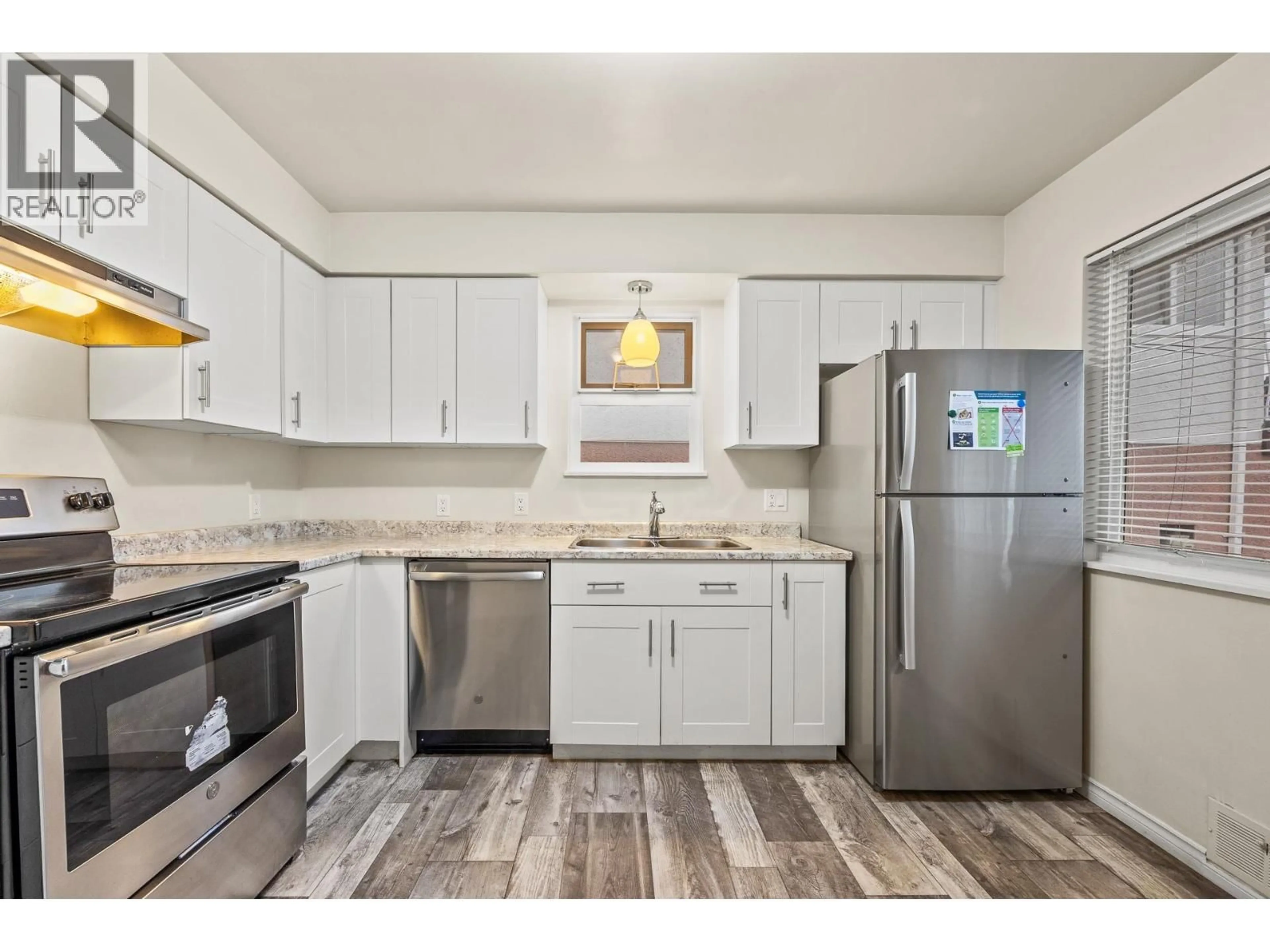 Standard kitchen, unknown for 4644 UNION STREET, Burnaby British Columbia V5C2Y3