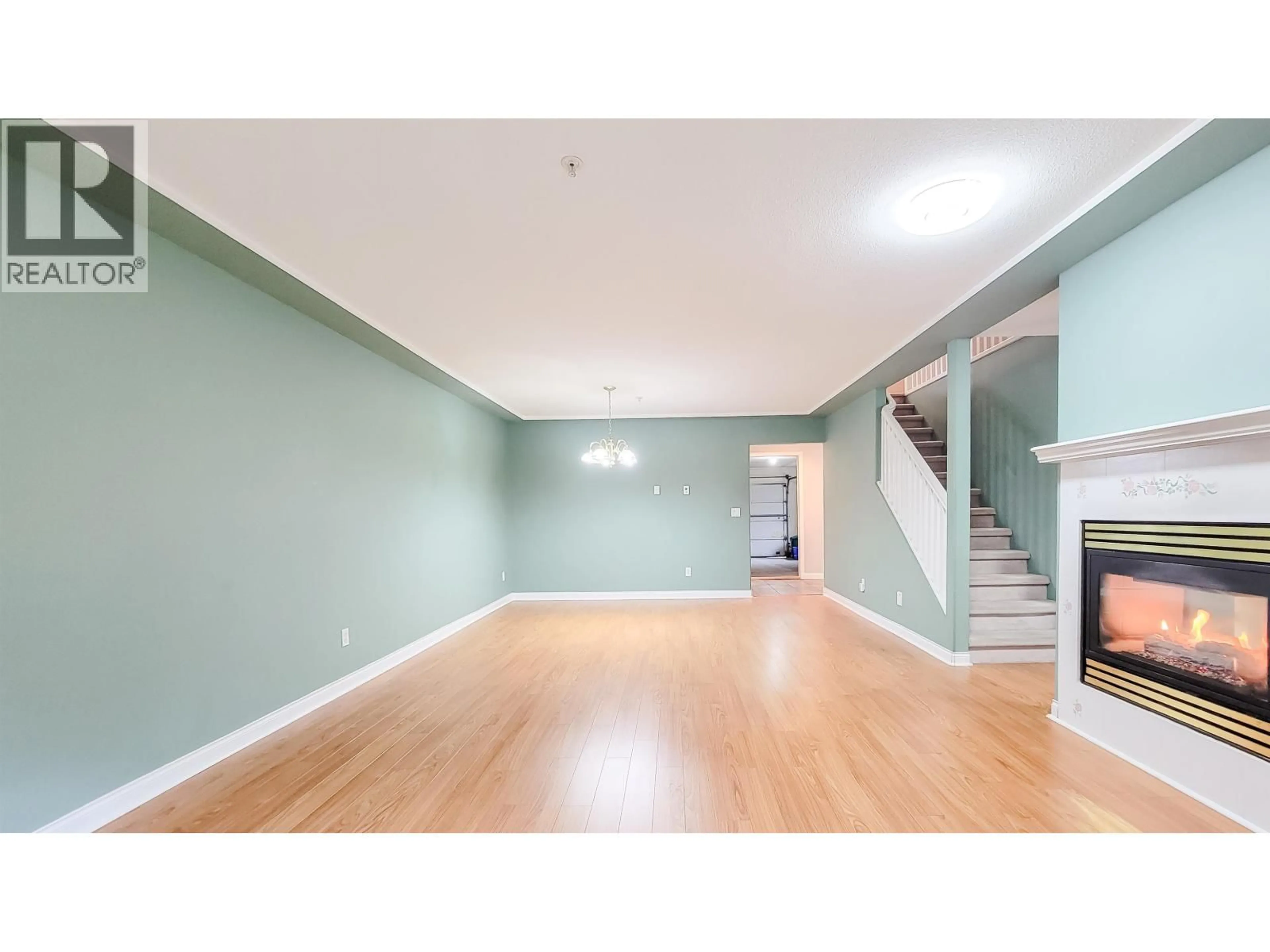 A pic of a room for 10 - 758 RIVERSIDE DRIVE, Port Coquitlam British Columbia V3B7V8