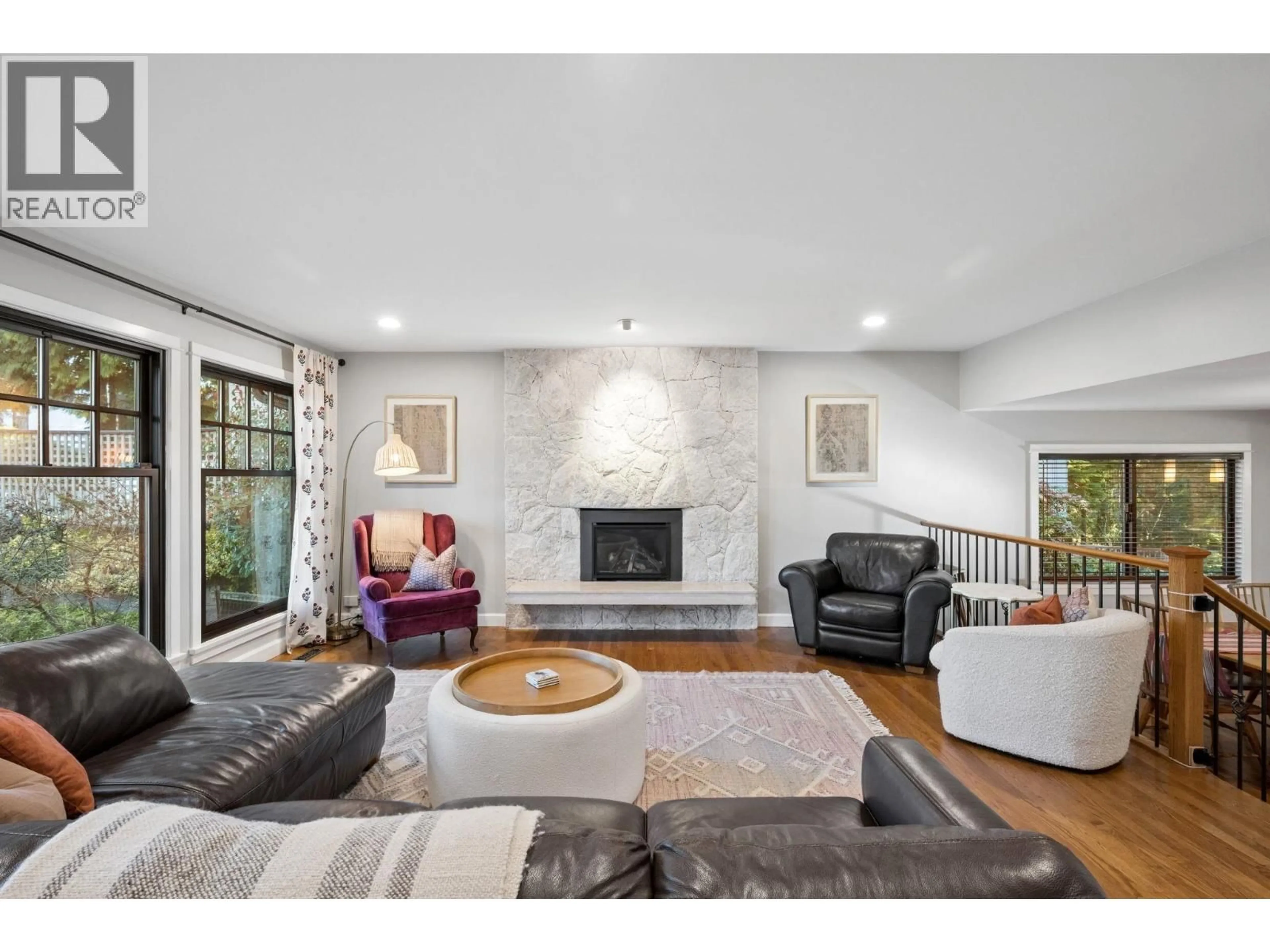 Unknown for 2857 VIOLET STREET, North Vancouver British Columbia V7H2L7