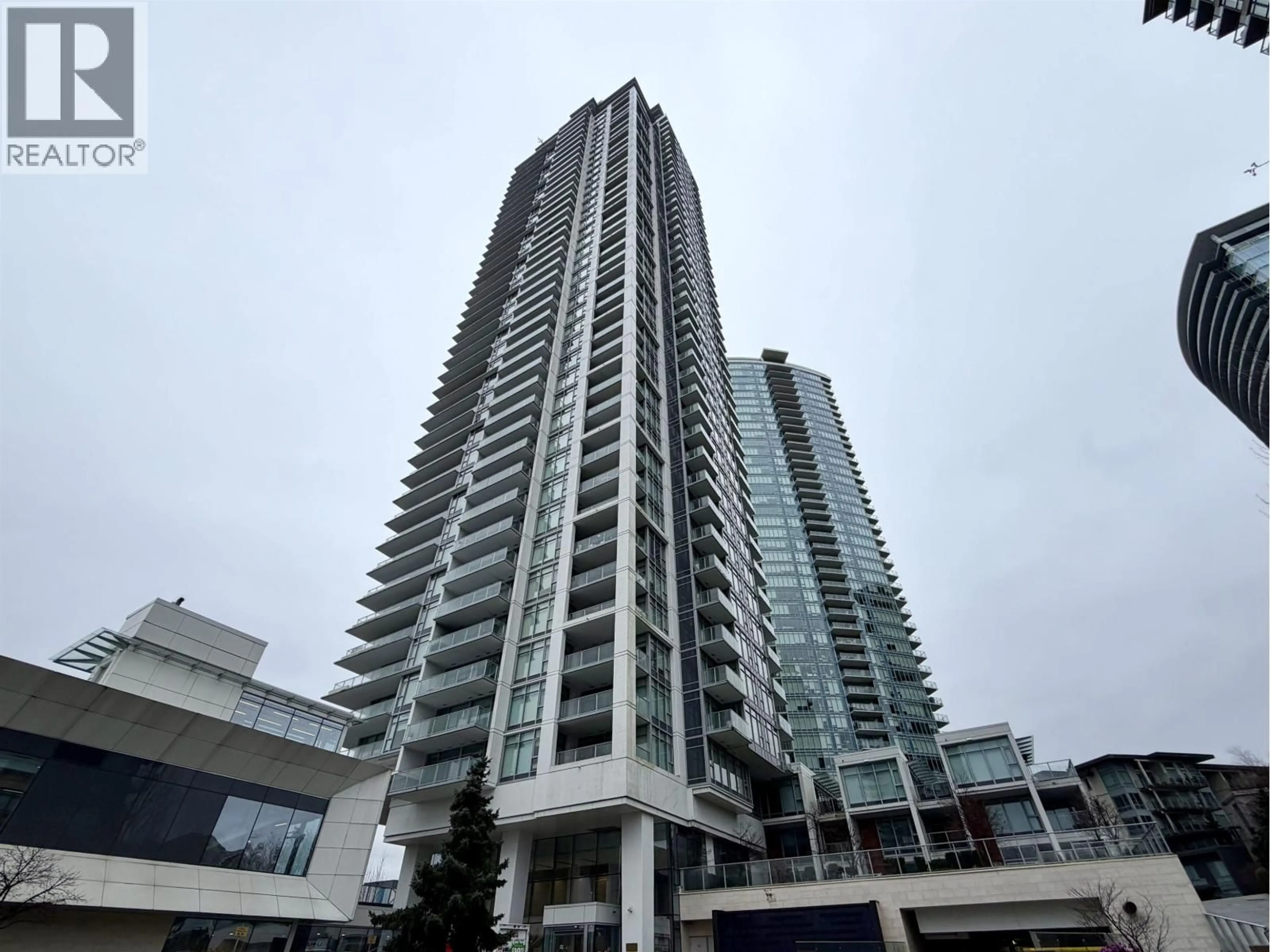 Indoor foyer for 3403 - 1888 GILMORE AVENUE, Burnaby British Columbia V5C0L2