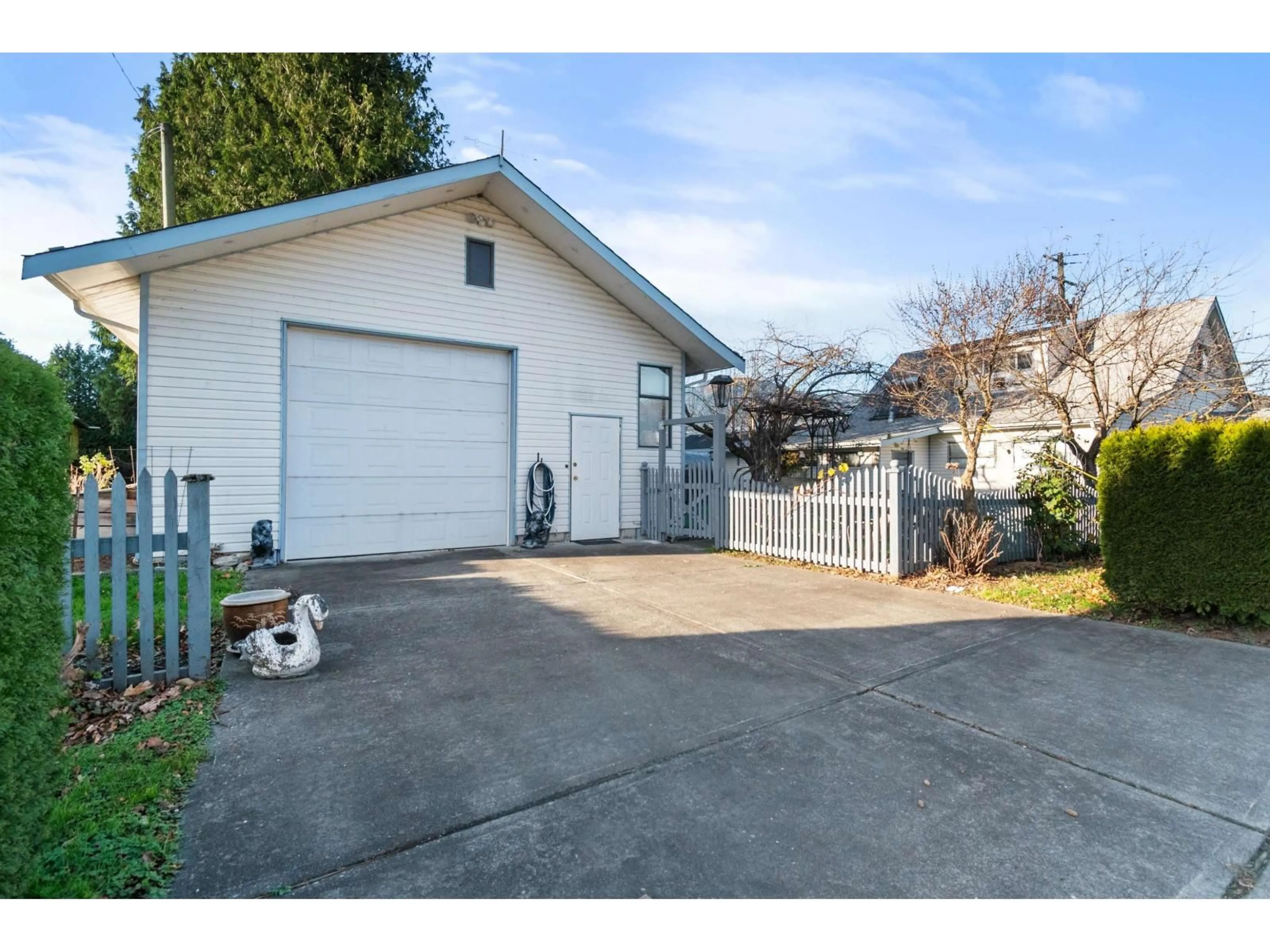 Indoor garage for 6994 CHEAM AVENUE, Agassiz British Columbia V0M1A3