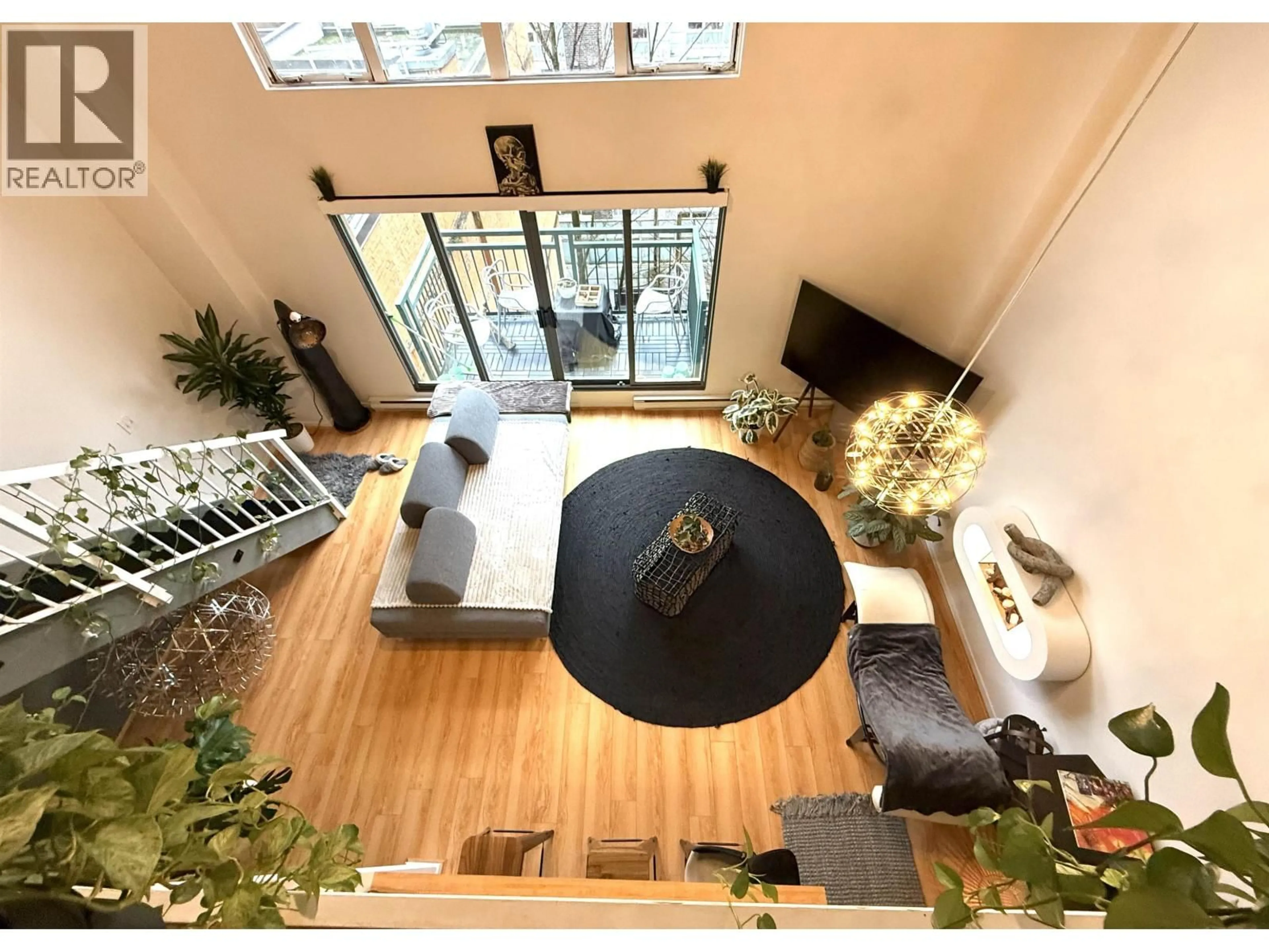 Indoor foyer for 612 - 22 CORDOVA STREET, Vancouver British Columbia V6A4G8