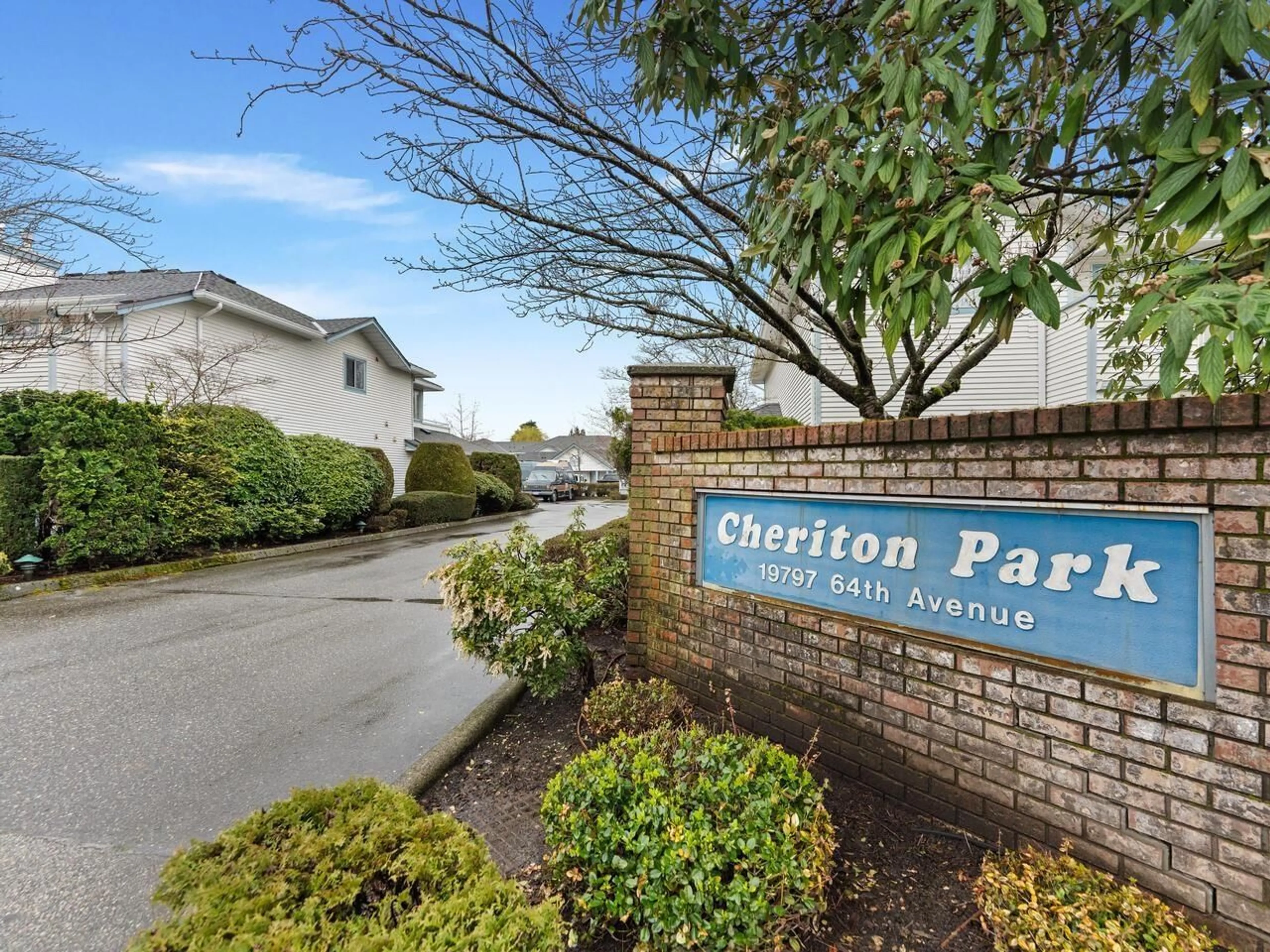 Unknown for 16 - 19797 64 AVENUE, Langley British Columbia V2Y1G9