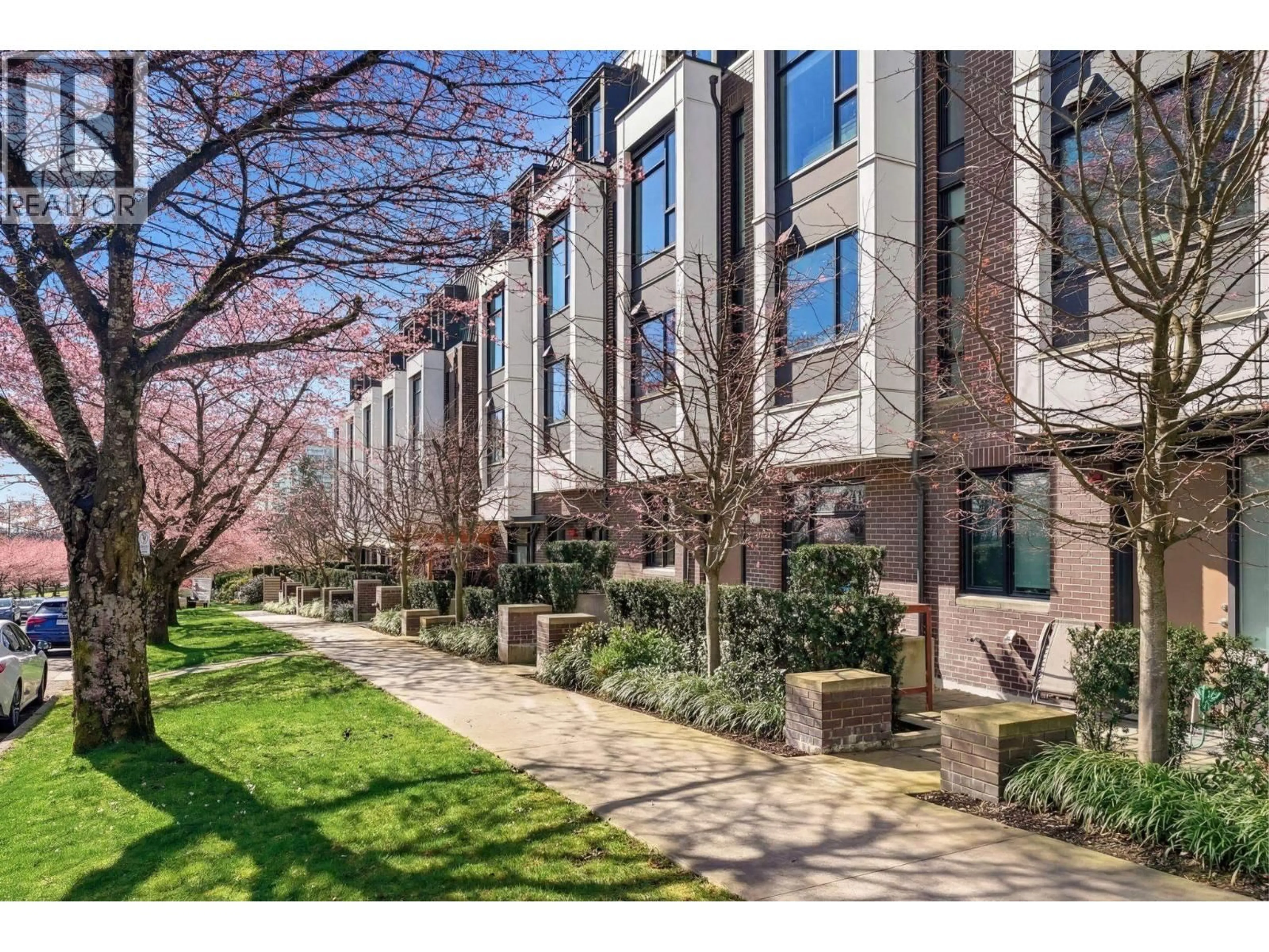 Unknown for 7615 YUKON STREET, Vancouver British Columbia V5X2Y4