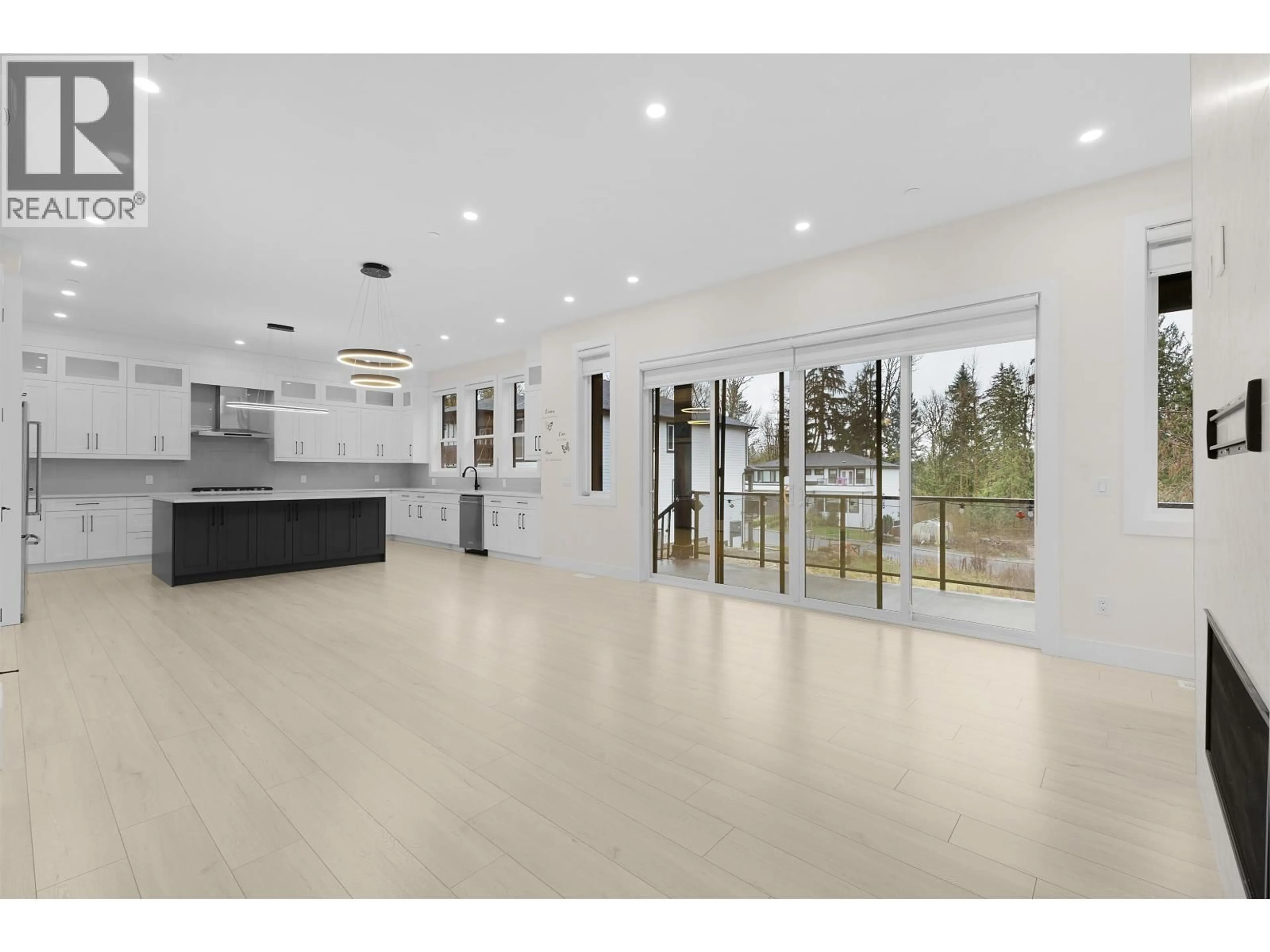 Open concept kitchen, ceramic/tile floor for 23680 132 AVENUE, Maple Ridge British Columbia V4R2S5