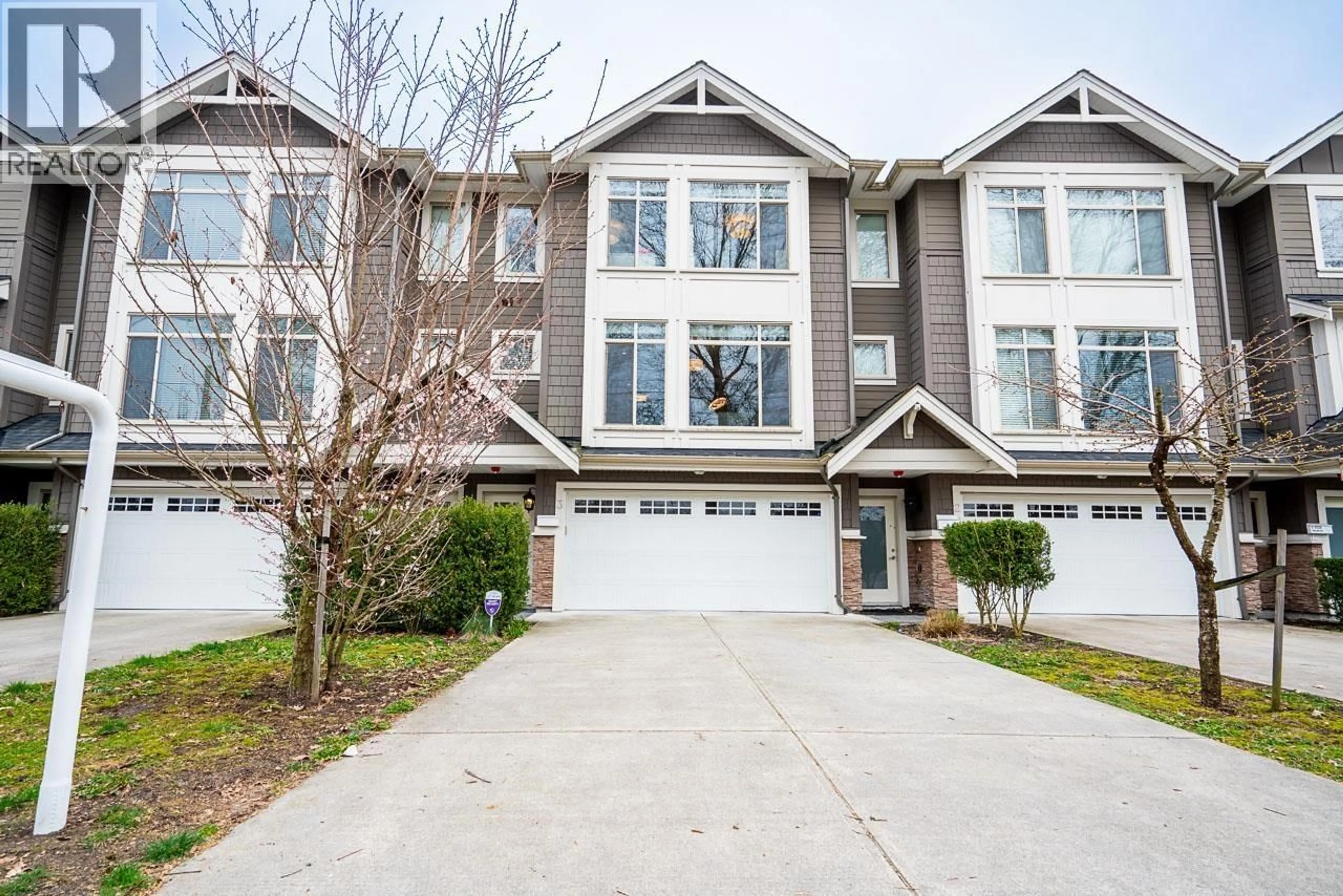 Unknown for 3 - 3126 WELLINGTON STREET, Port Coquitlam British Columbia V3B3X4