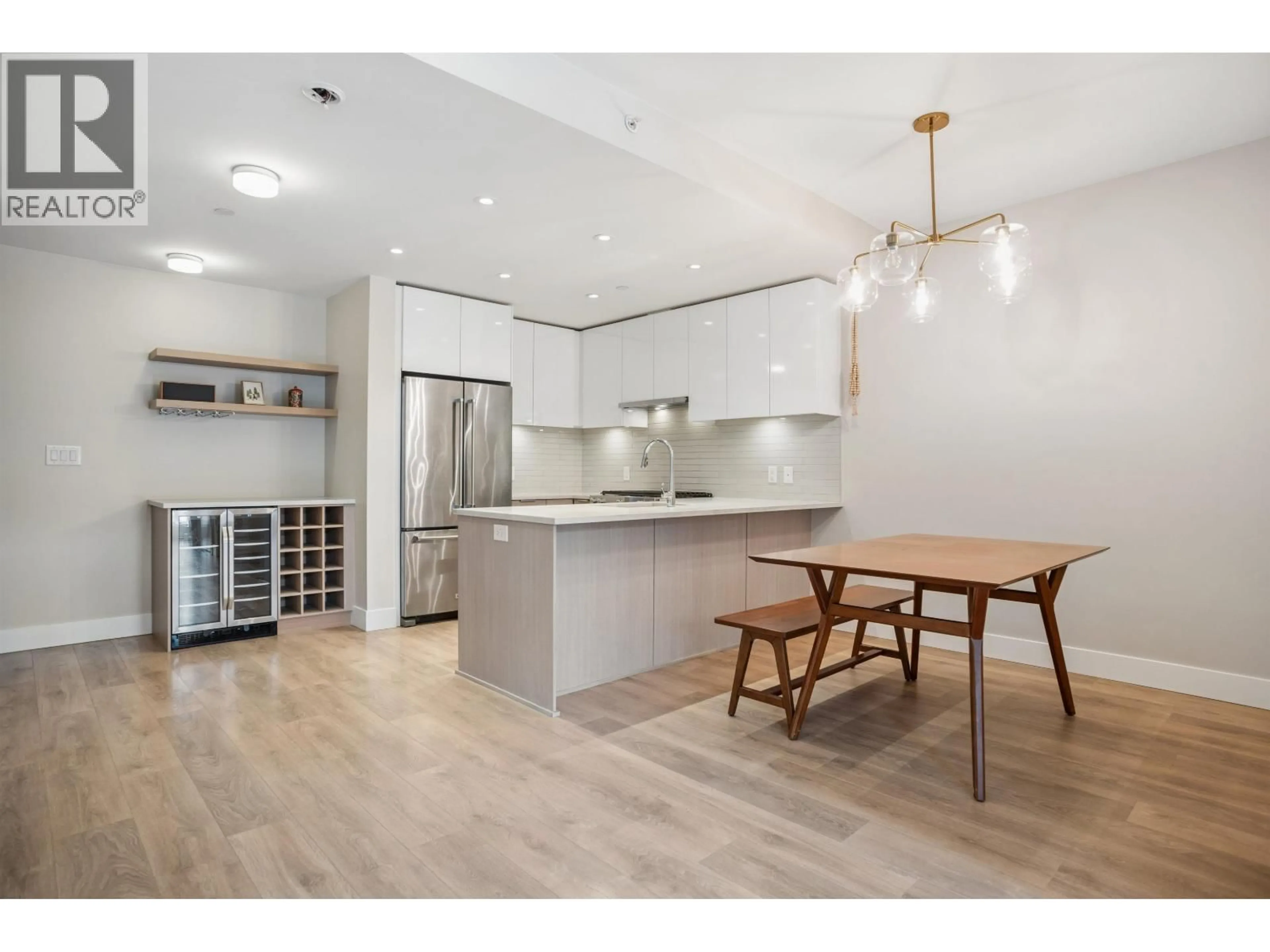 Unknown for 3564 SAWMILL CRESCENT, Vancouver British Columbia V5S0H5