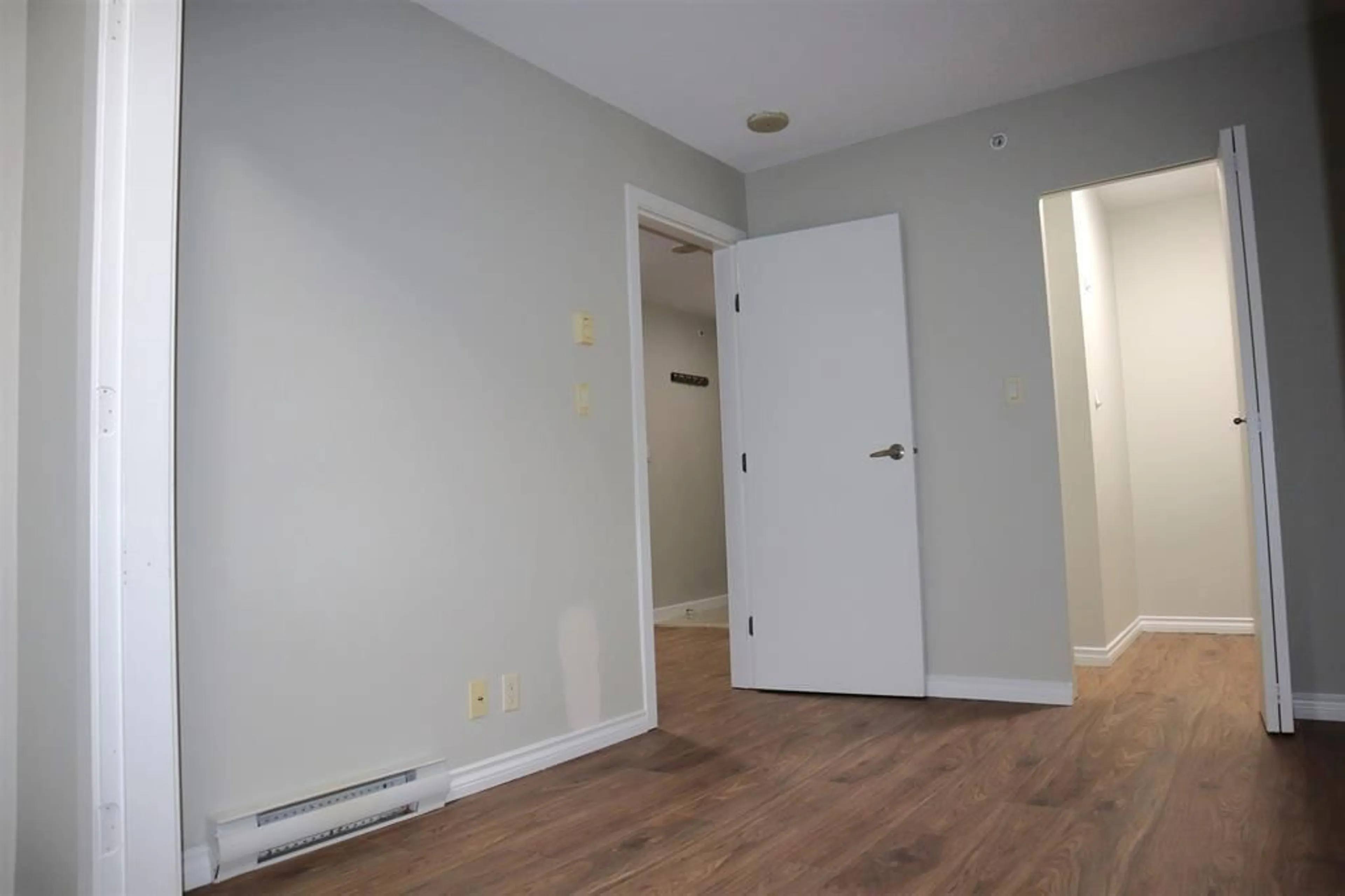 A pic of a room for 2206 - 13618 100 AVENUE, Surrey British Columbia V3T0A8