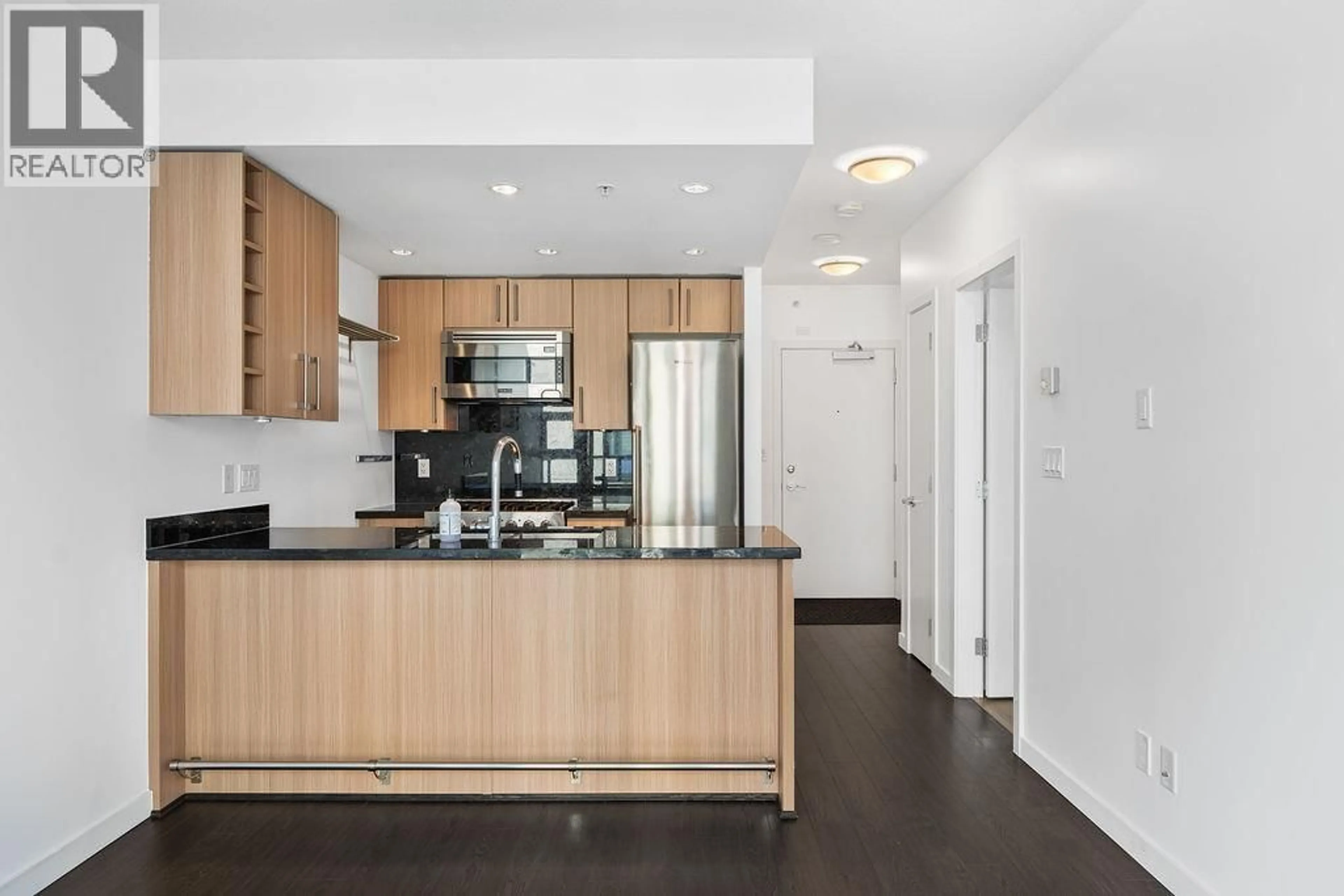 Unknown for 701 - 1708 COLUMBIA STREET, Vancouver British Columbia V5Y0H7