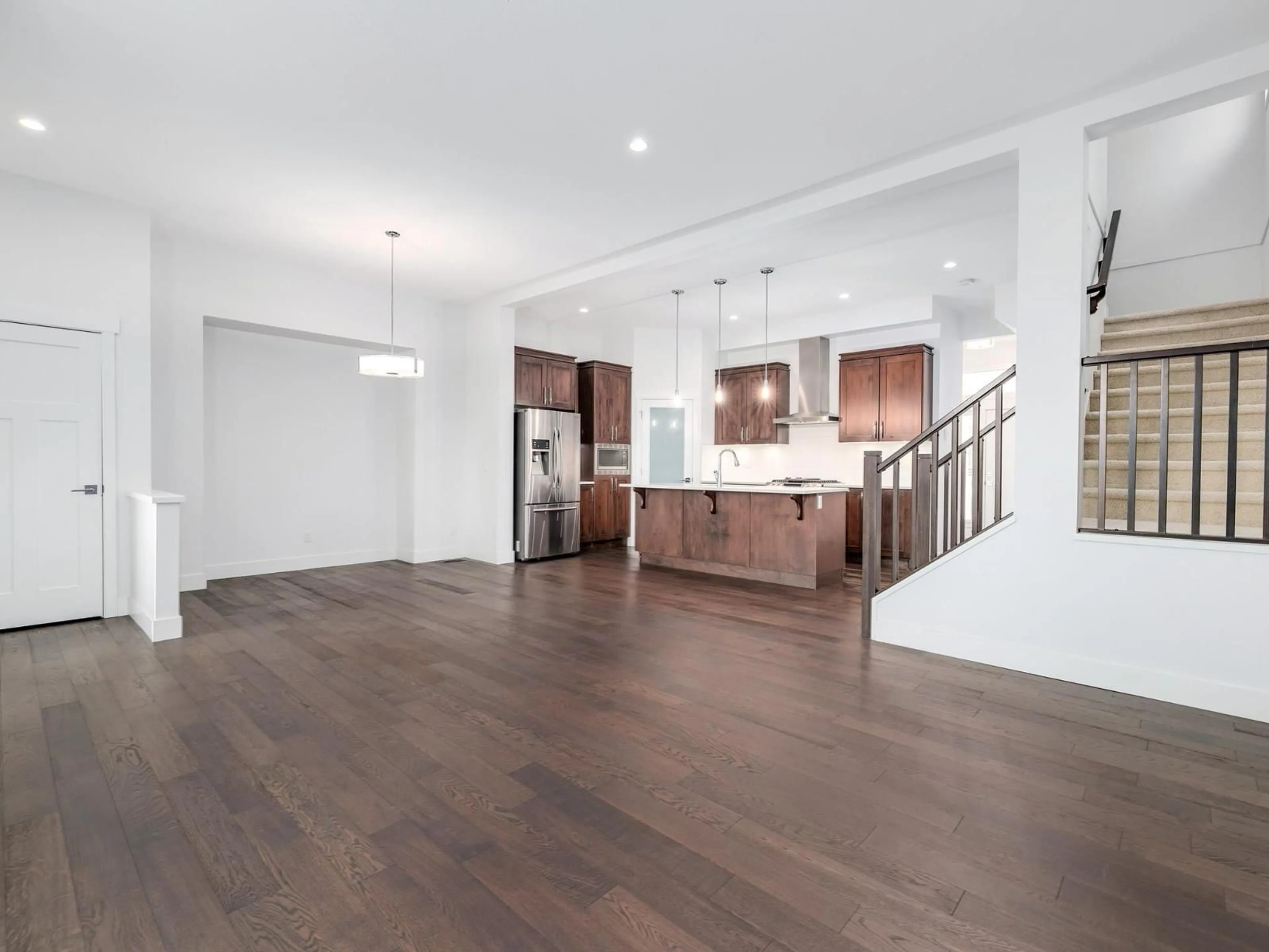 Unknown for 16527 25A AVENUE, Surrey British Columbia V3Z0S2