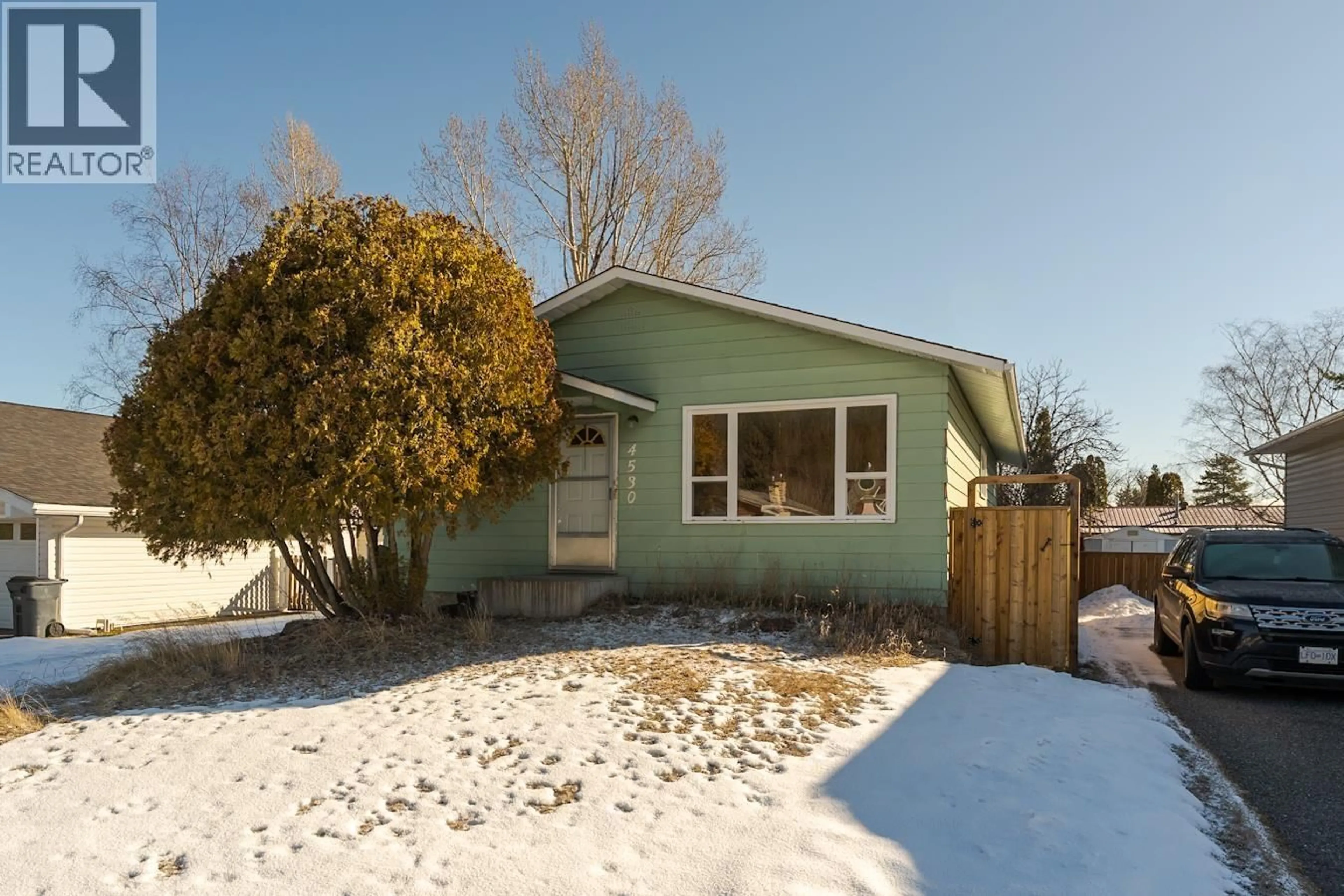 Unknown for 4530 VALLEY CRESCENT, Prince George British Columbia V2M5L7