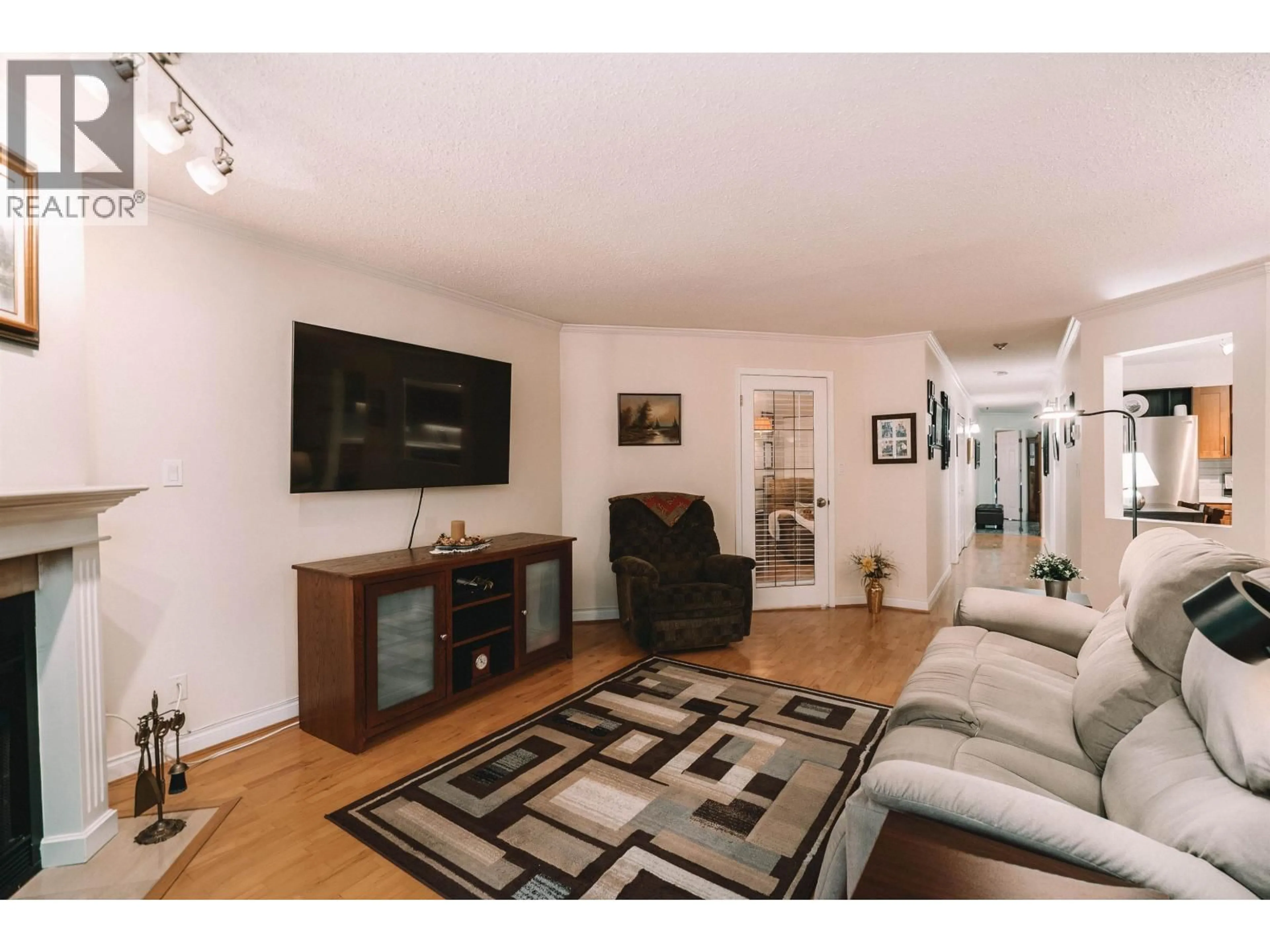 Unknown for 301 - 1230 QUAYSIDE DRIVE, New Westminster British Columbia V3M6H1