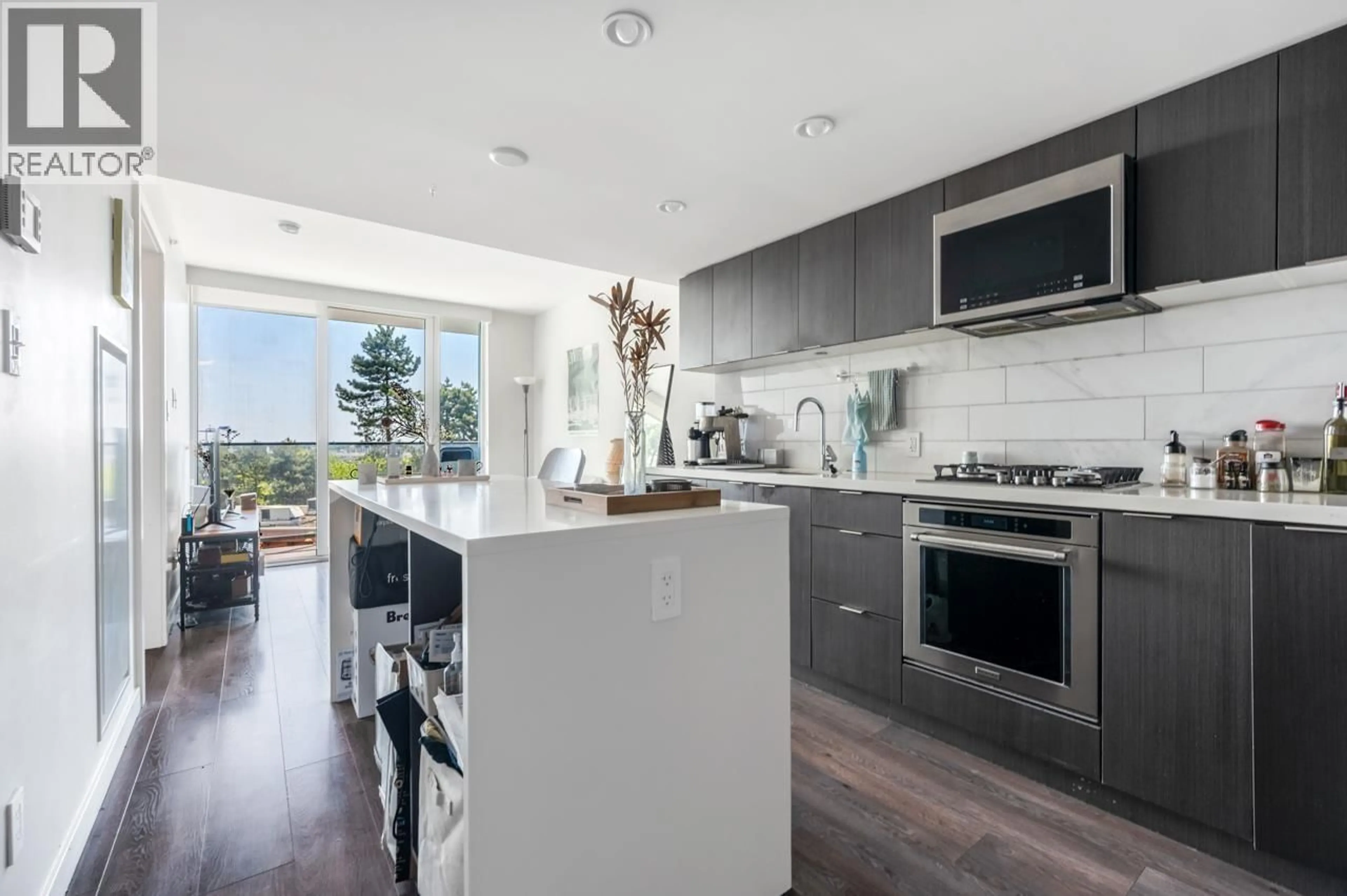 Open concept kitchen, unknown for 408 - 8238 LORD STREET, Vancouver British Columbia V6P0G7