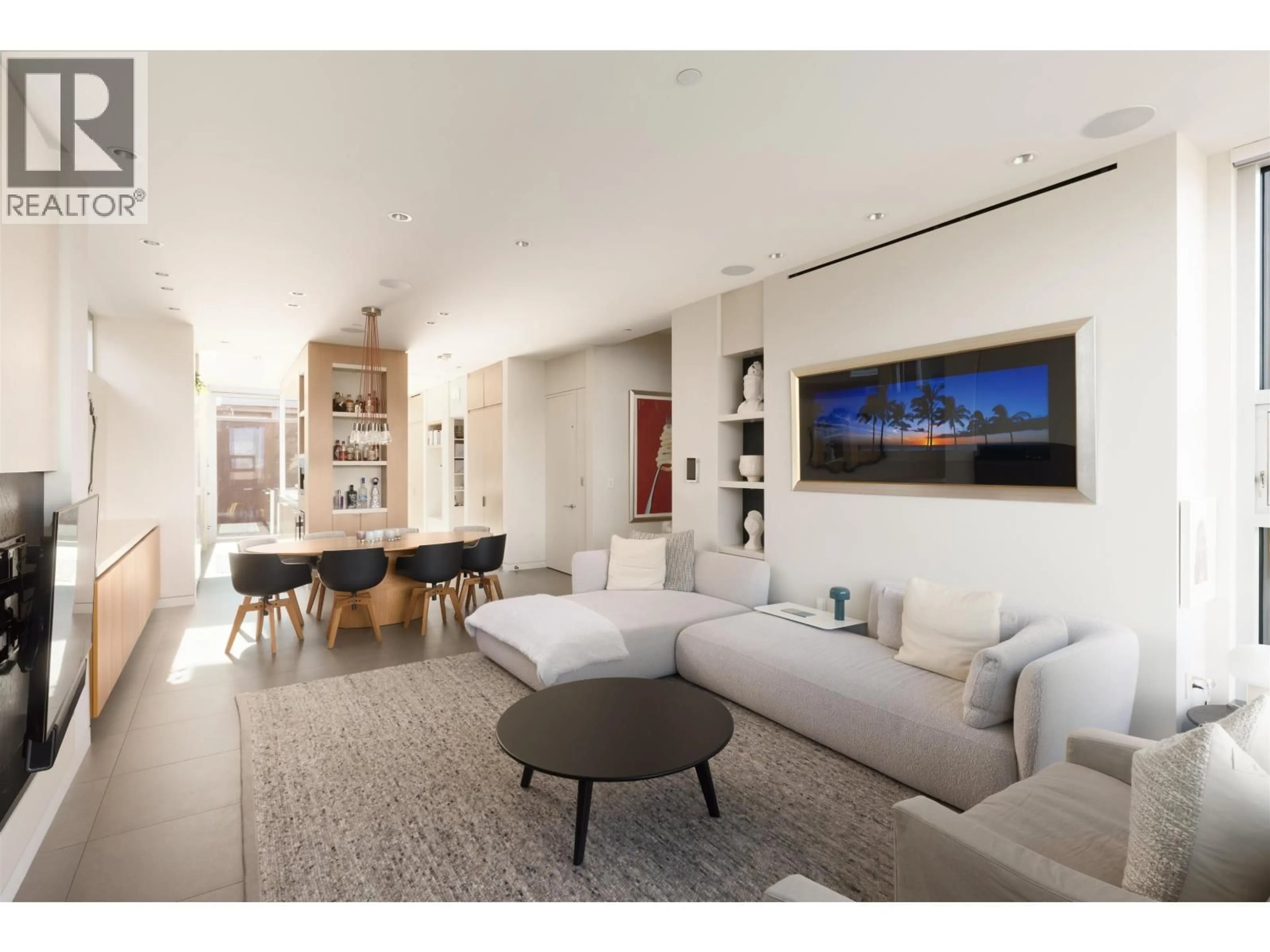 Unknown for 3250 20TH AVENUE, Vancouver British Columbia V6L1H9