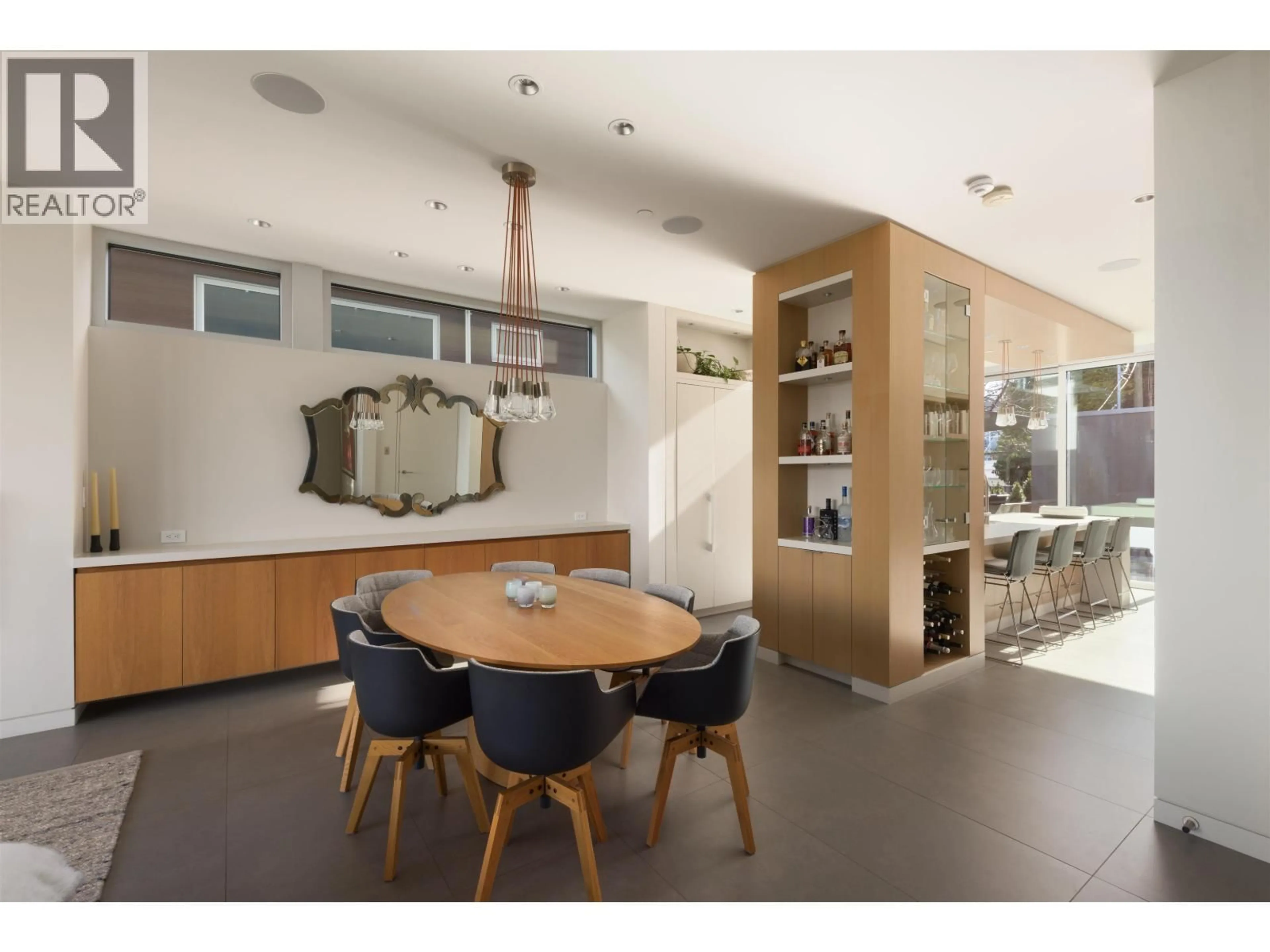 Unknown for 3250 20TH AVENUE, Vancouver British Columbia V6L1H9