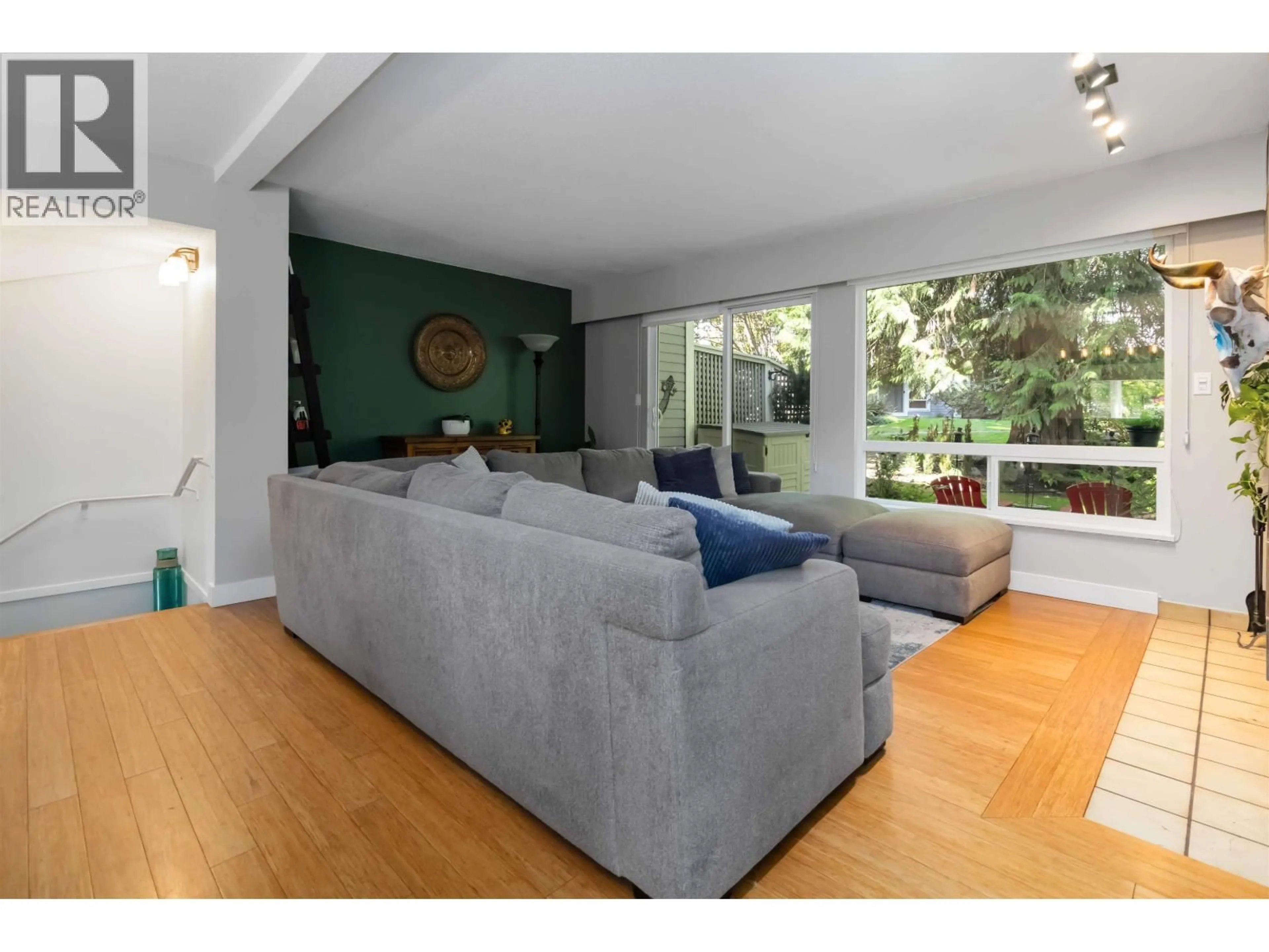 Unknown for 8187 FOREST GROVE DRIVE, Burnaby British Columbia V5A4H5