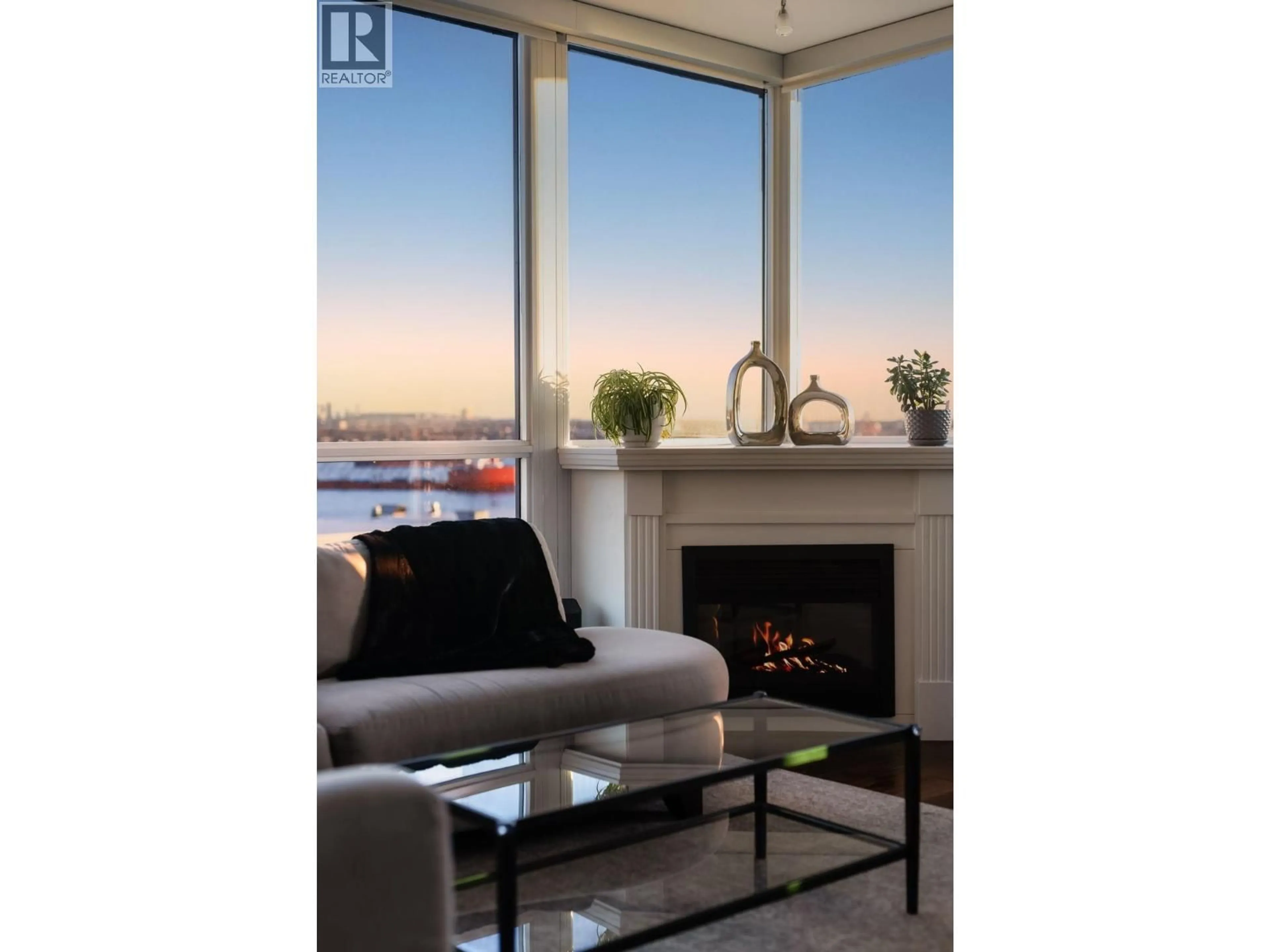 Unknown for 1603 - 188 ESPLANADE STREET, North Vancouver British Columbia V7L4Y1