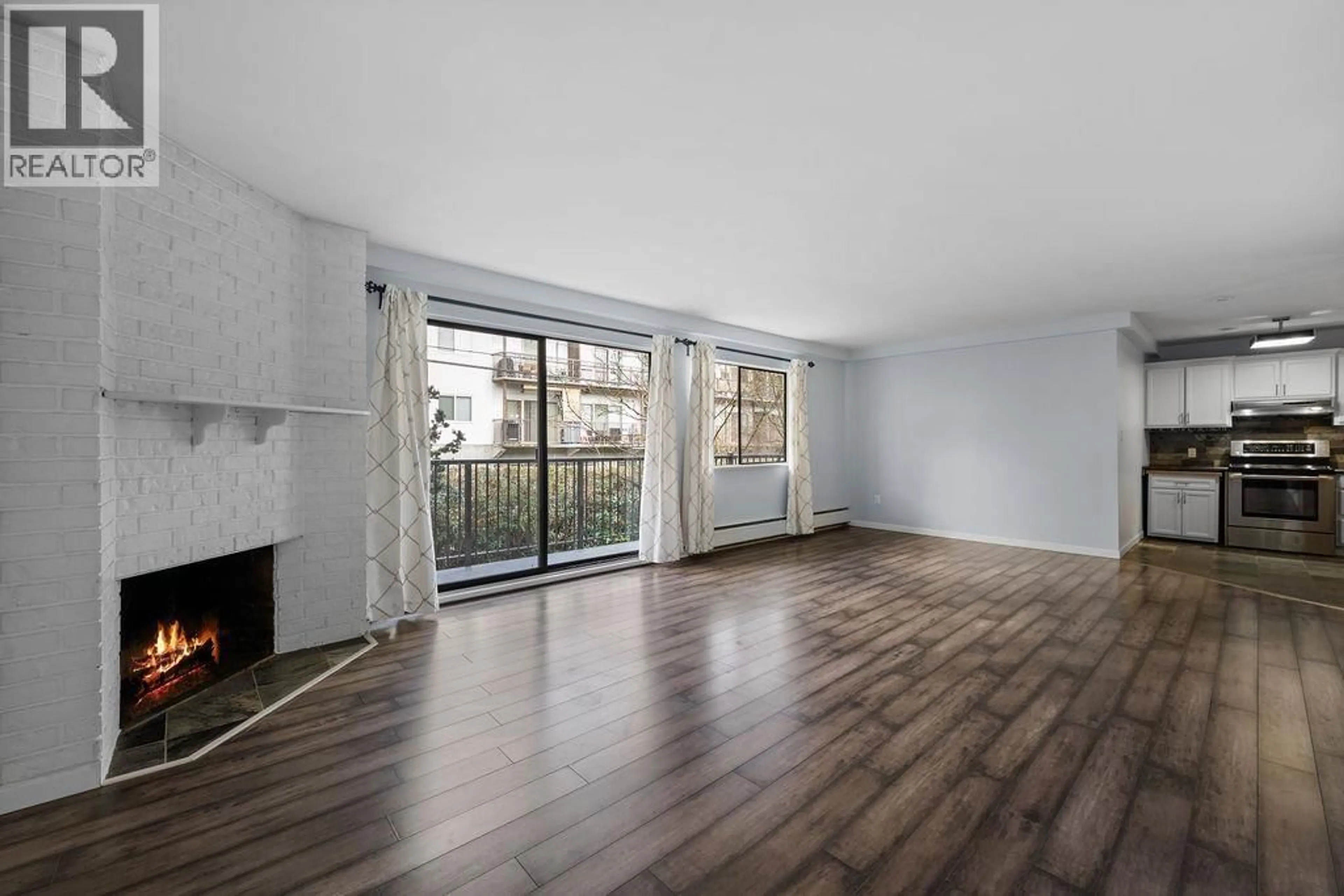 Unknown for 210 - 236 2ND STREET, North Vancouver British Columbia V7M1C6