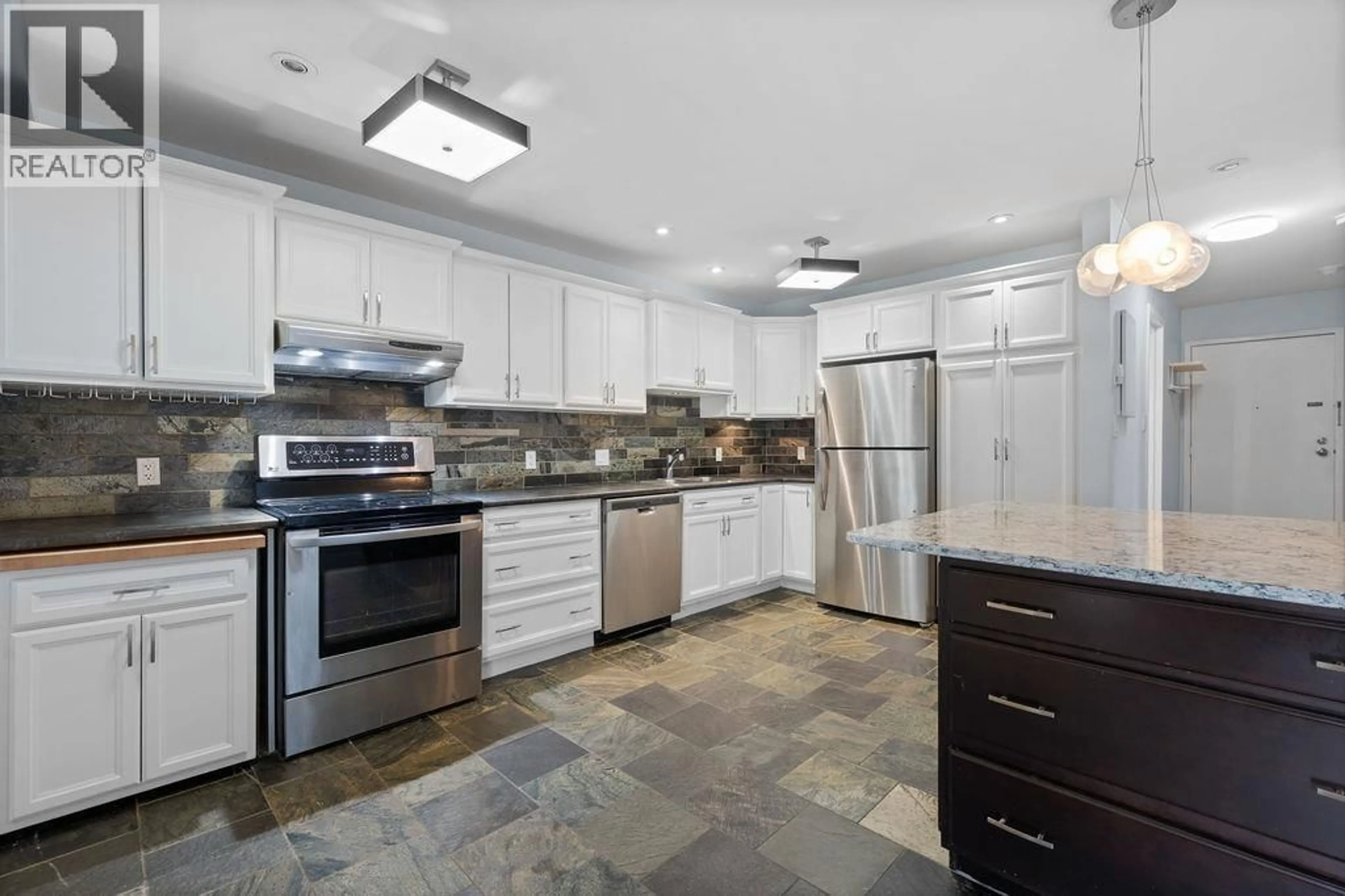 Unknown for 210 - 236 2ND STREET, North Vancouver British Columbia V7M1C6